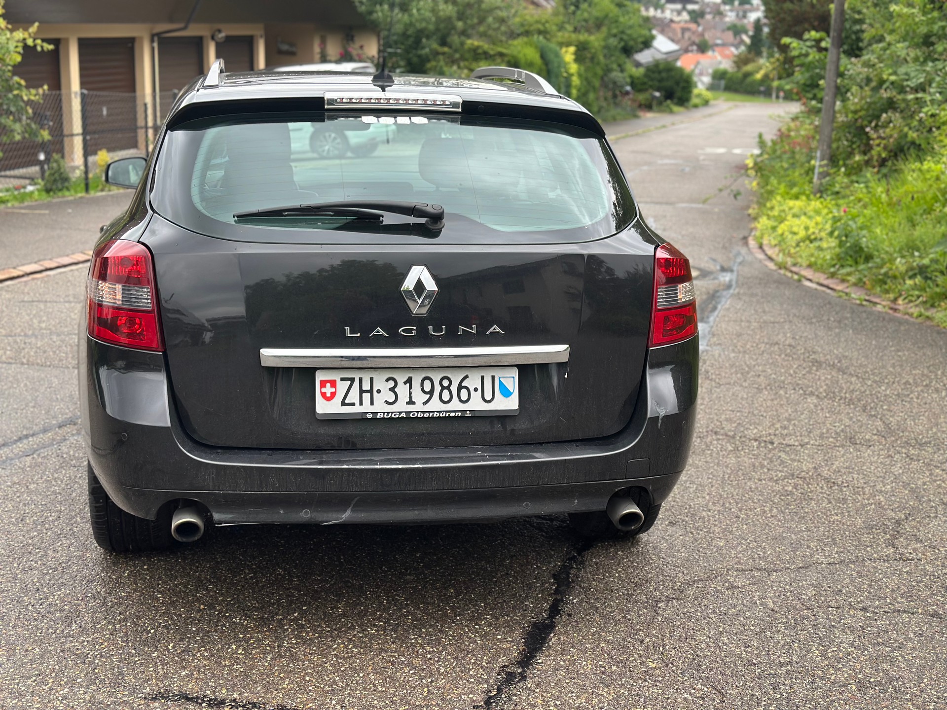 RENAULT Laguna Grandtour 2.0 16V T Initiale Automatic-image-6