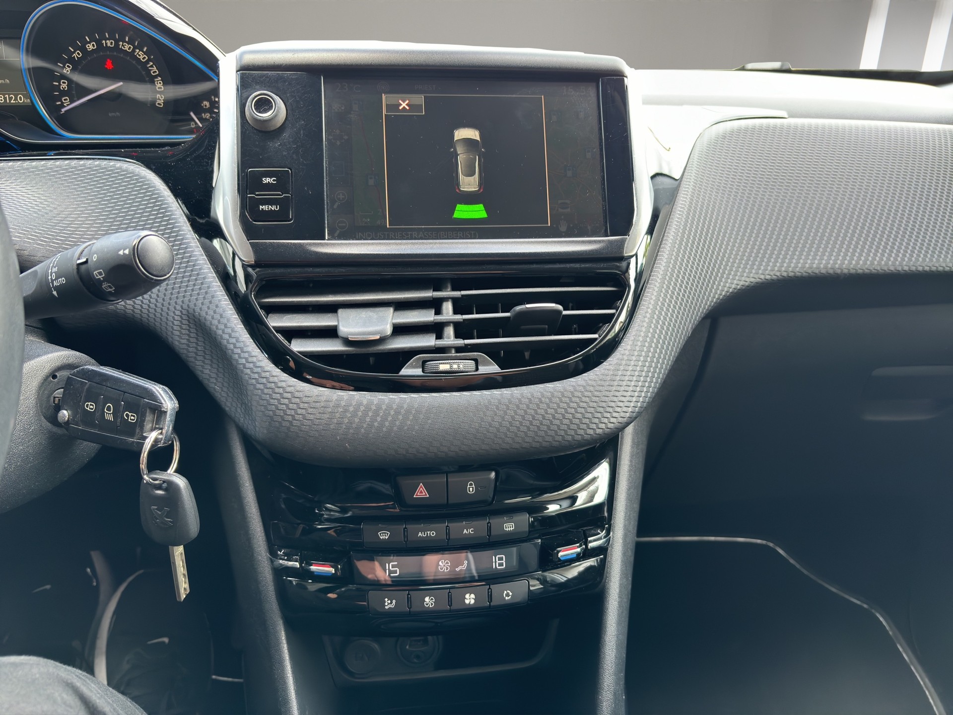 PEUGEOT 2008 1.6 VTI Allure-image-20