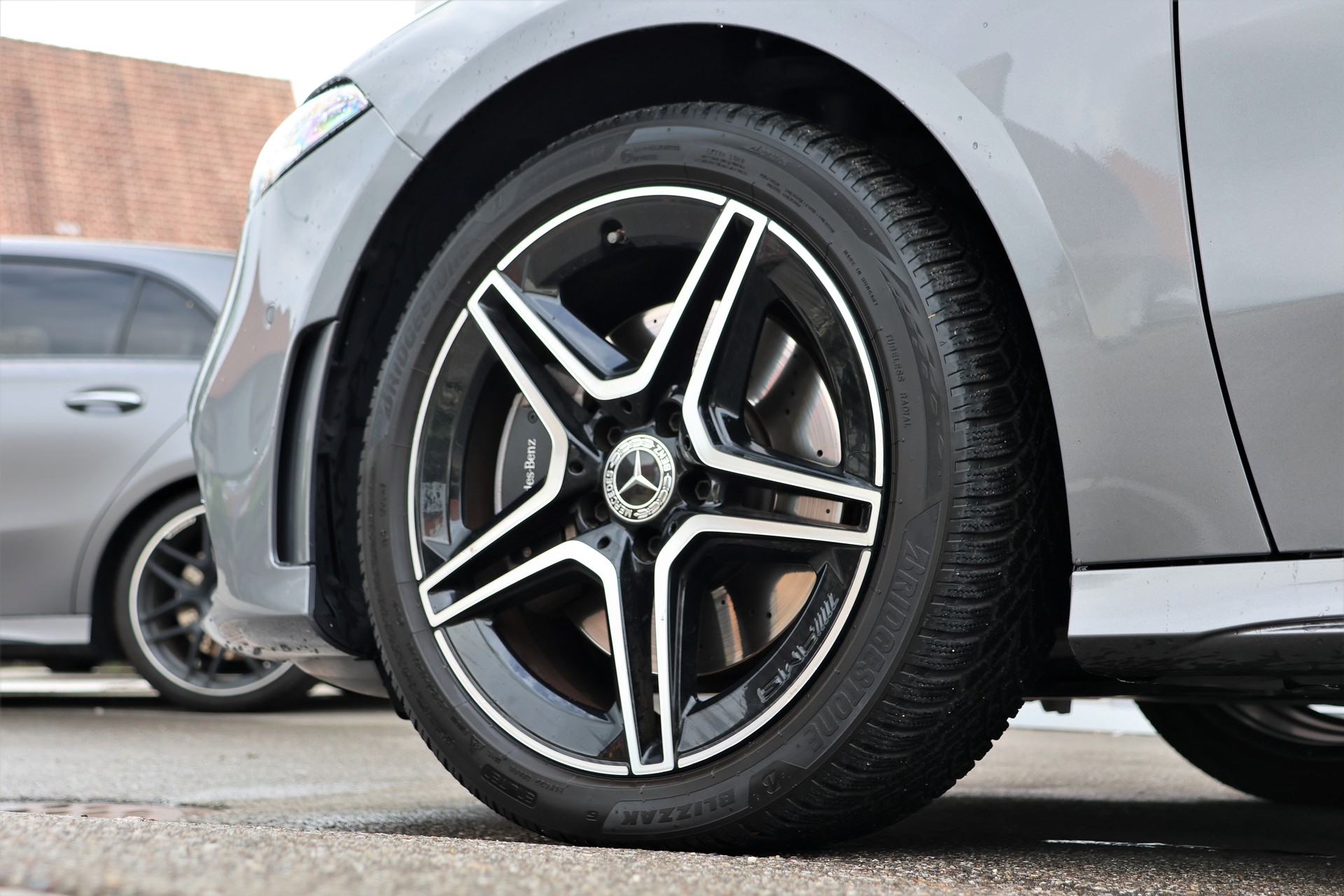 MERCEDES-BENZ A 250e AMG Line 8G-DCT (CH)-image-7