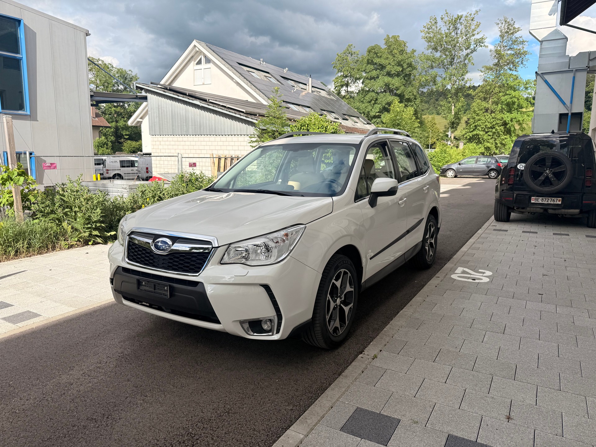 SUBARU Forester 2.0XT Luxury Lineartronic-image-0