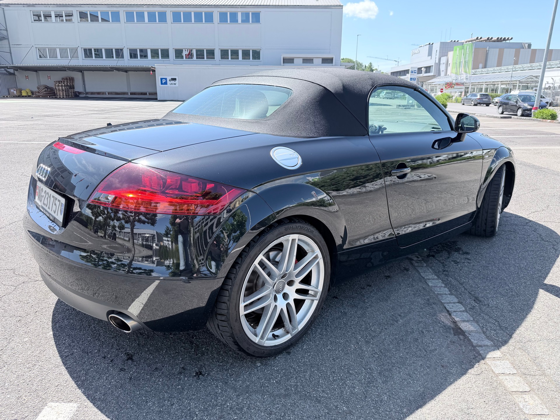 AUDI TT Roadster 3.2 V6 quattro S-Tronic-image-2
