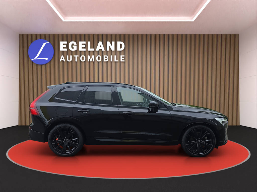 VOLVO XC60 2.0 B5 MH Plus Black Edition AWD-image-7