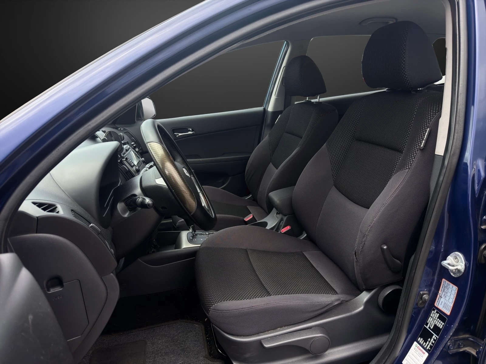HYUNDAI i30 Wagon 1.6 CRDi Style Automatic-image-6