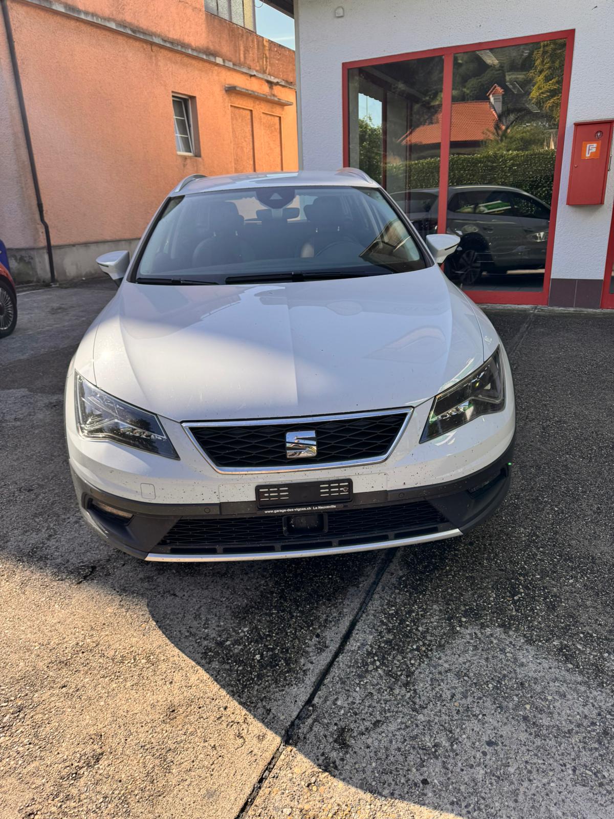 Car photo