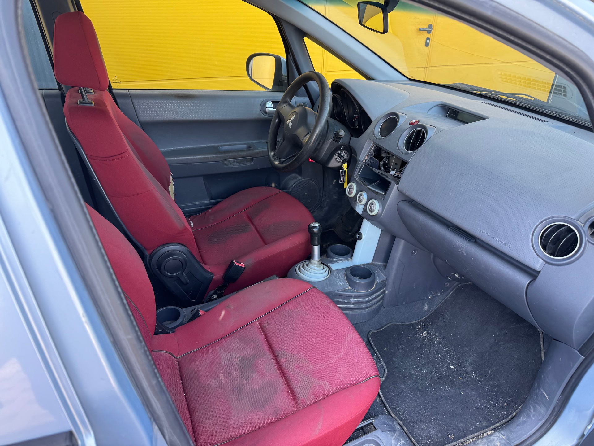 MITSUBISHI Colt 1.3 16V Invite-image-7