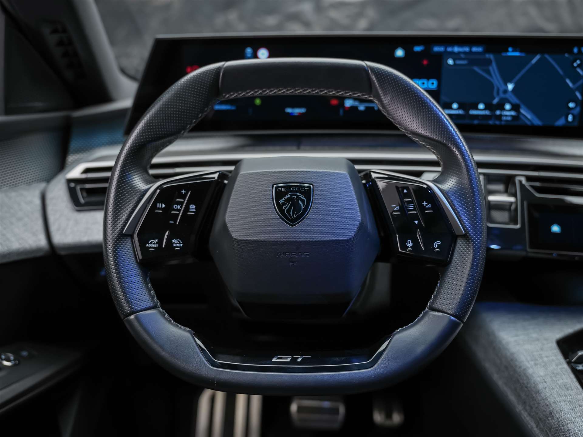 PEUGEOT 5008 145 Hybrid e-DCS6 GT *7-Sitzer*-image-27