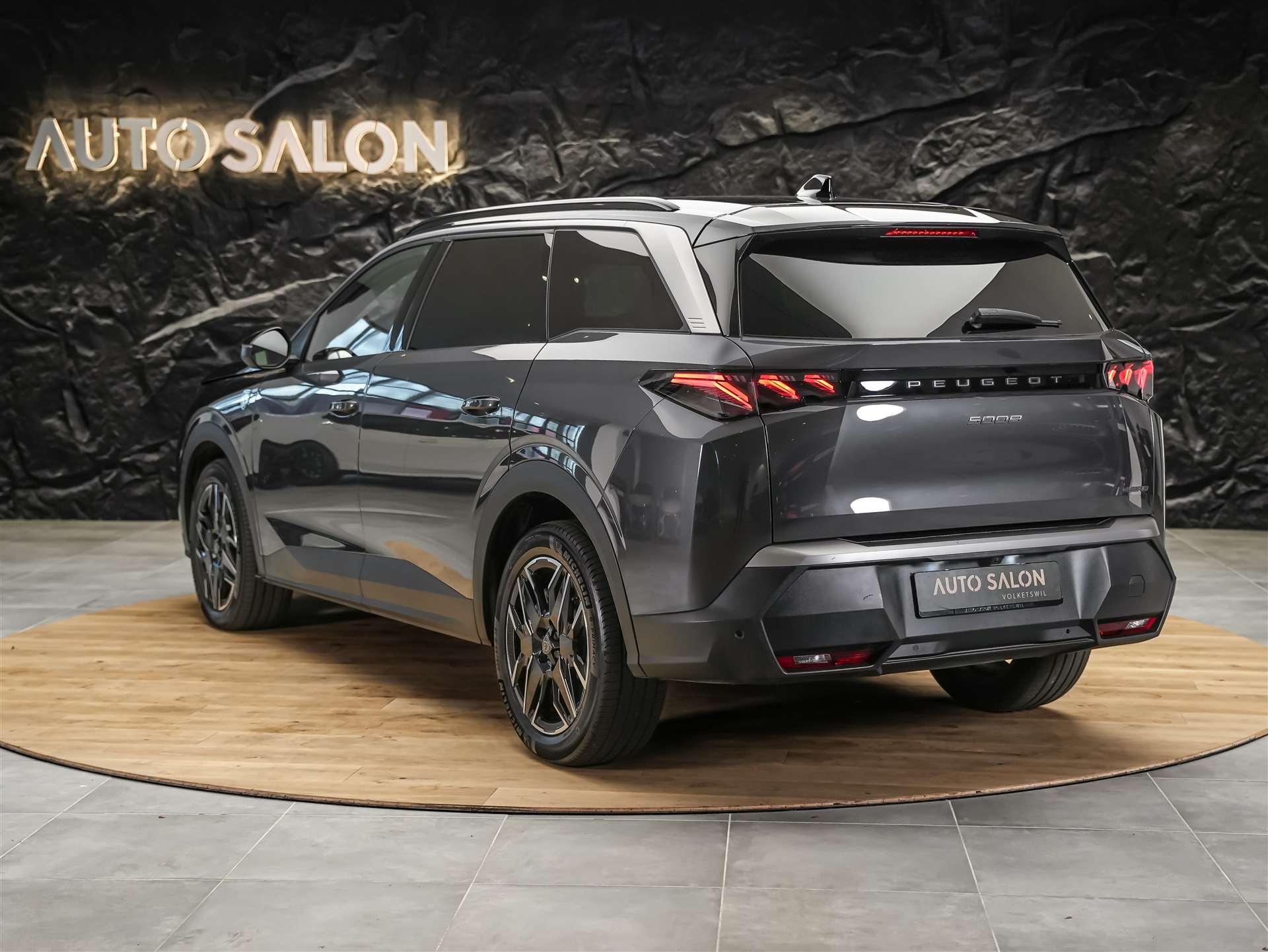 PEUGEOT 5008 145 Hybrid e-DCS6 GT *7-Sitzer*-image-3