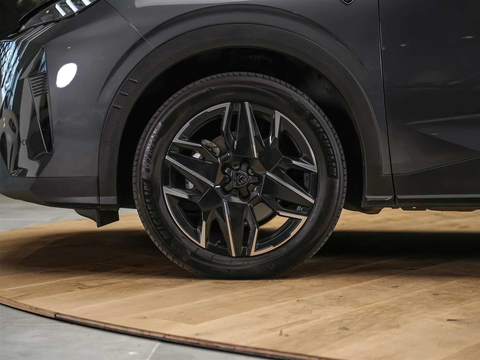 PEUGEOT 5008 145 Hybrid e-DCS6 GT *7-Sitzer*-image-17