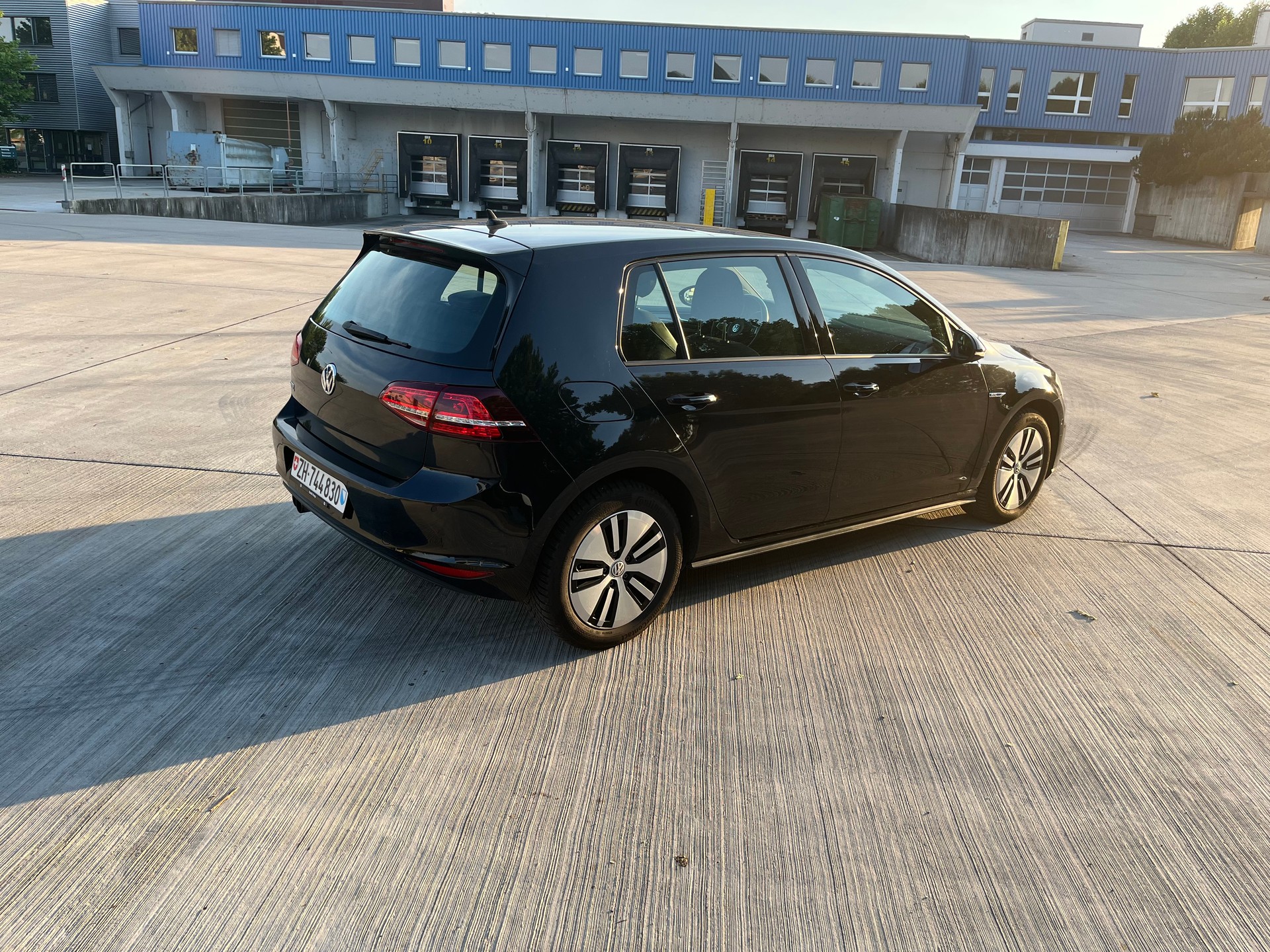 VW 1.4 TSI Plug-In-Hybrid GTE DSG-image-2