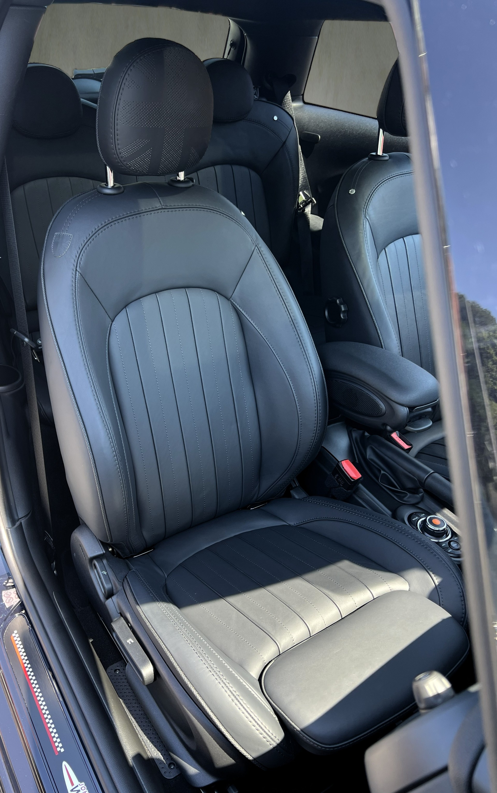 MINI Cooper John Cooper Works Steptronic-image-15
