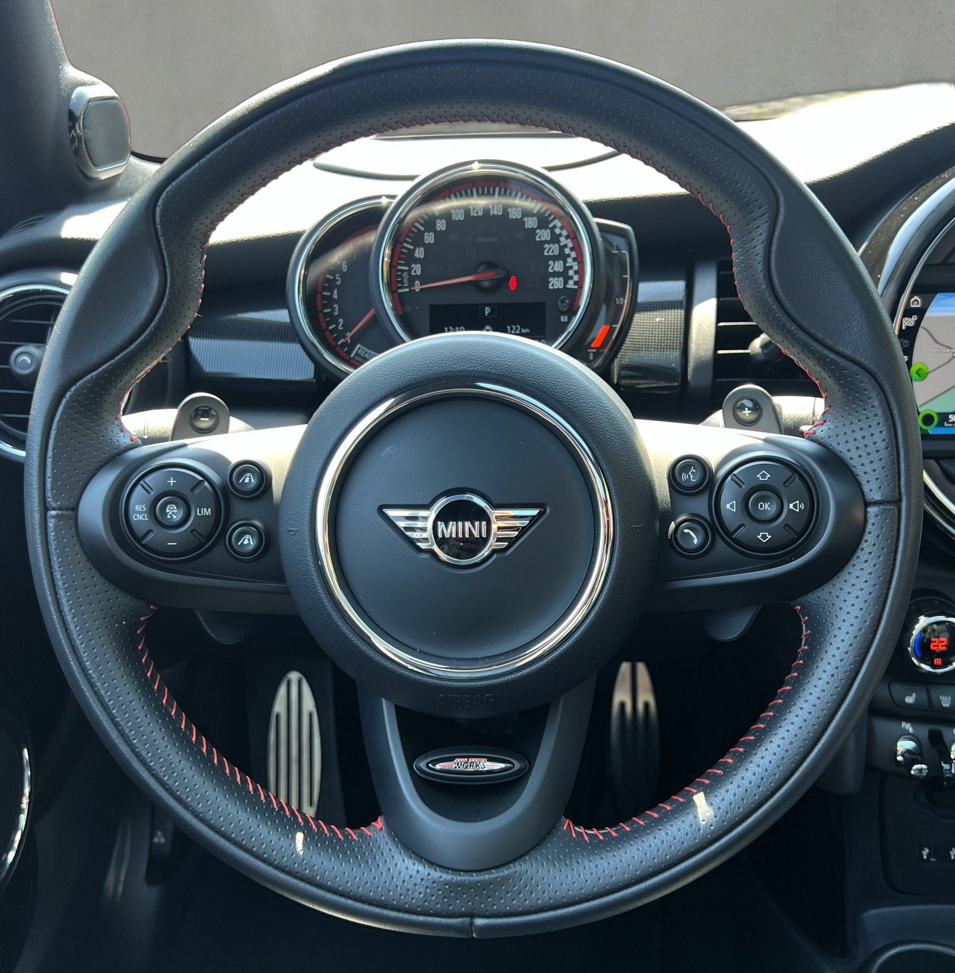 MINI Cooper John Cooper Works Steptronic-image-25