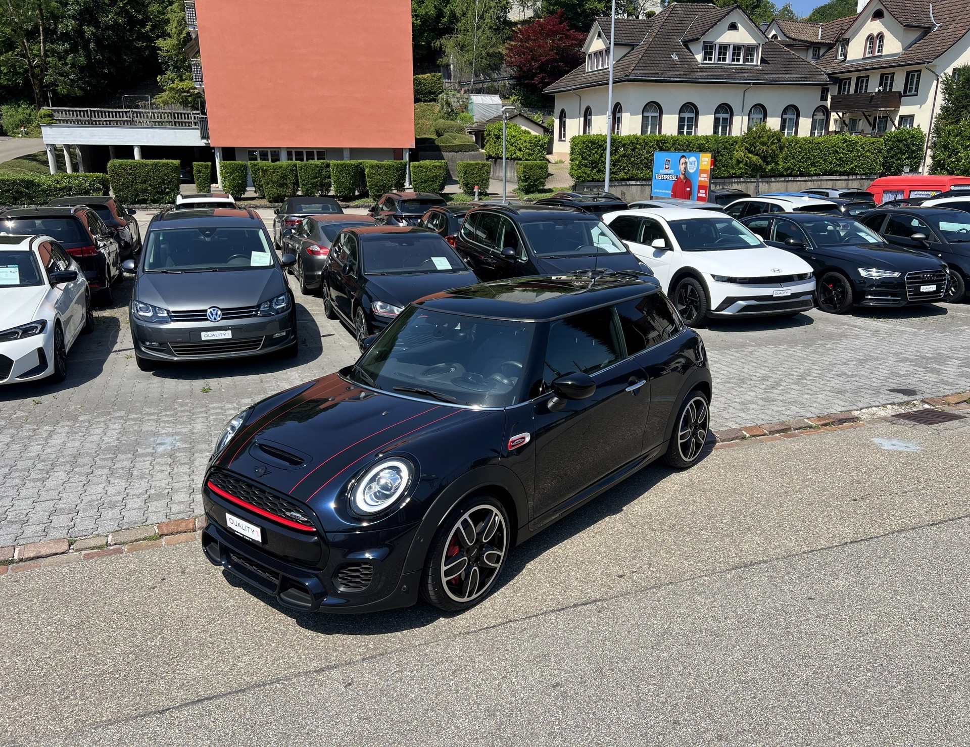 MINI Cooper John Cooper Works Steptronic-image-10