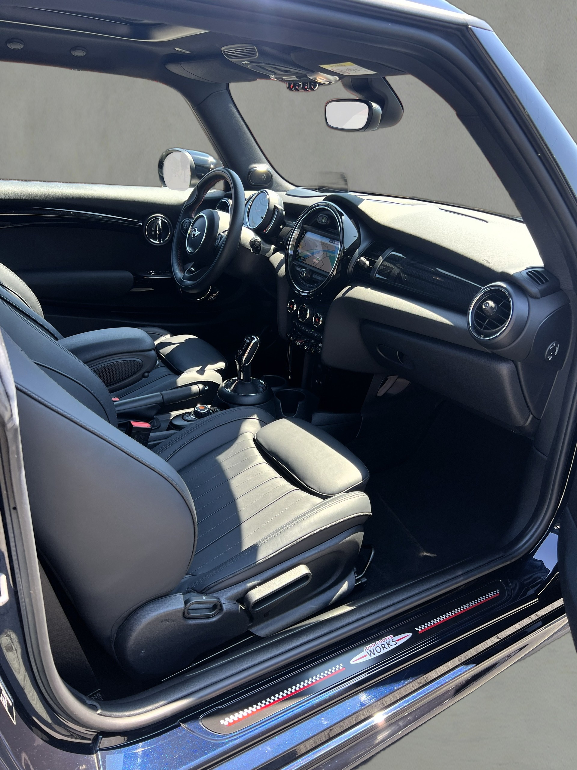MINI Cooper John Cooper Works Steptronic-image-14