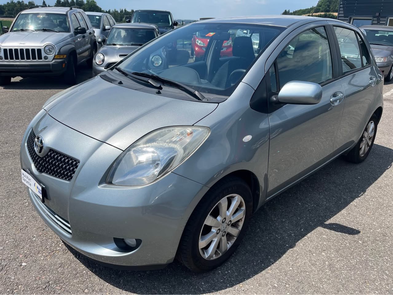 TOYOTA Yaris 1.3 Linea Luna-image-1