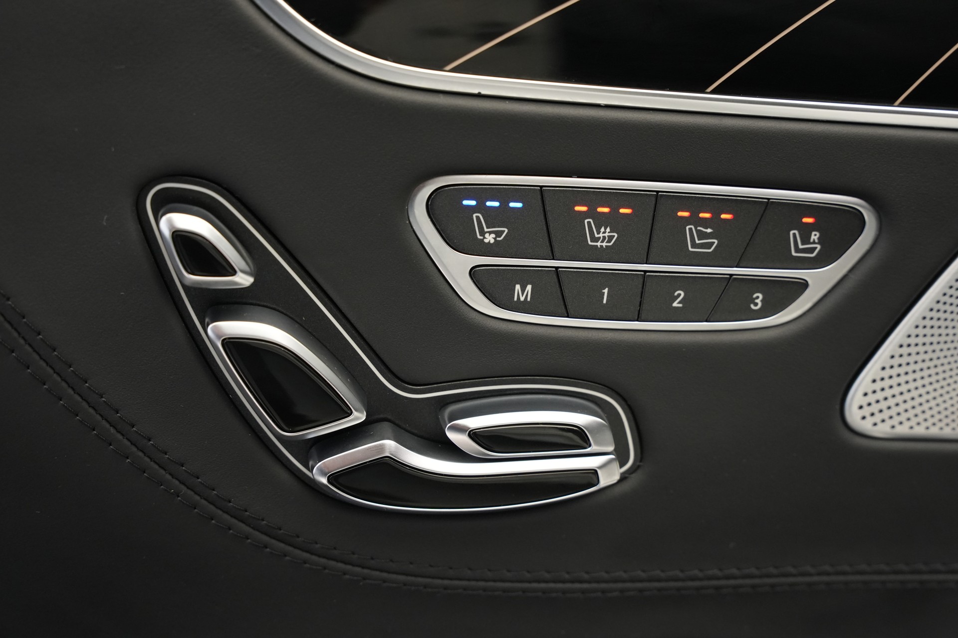 MERCEDES-BENZ S 500 AMG Line Cabriolet 9G-Tronic *CH-Fahrzeug*-image-22
