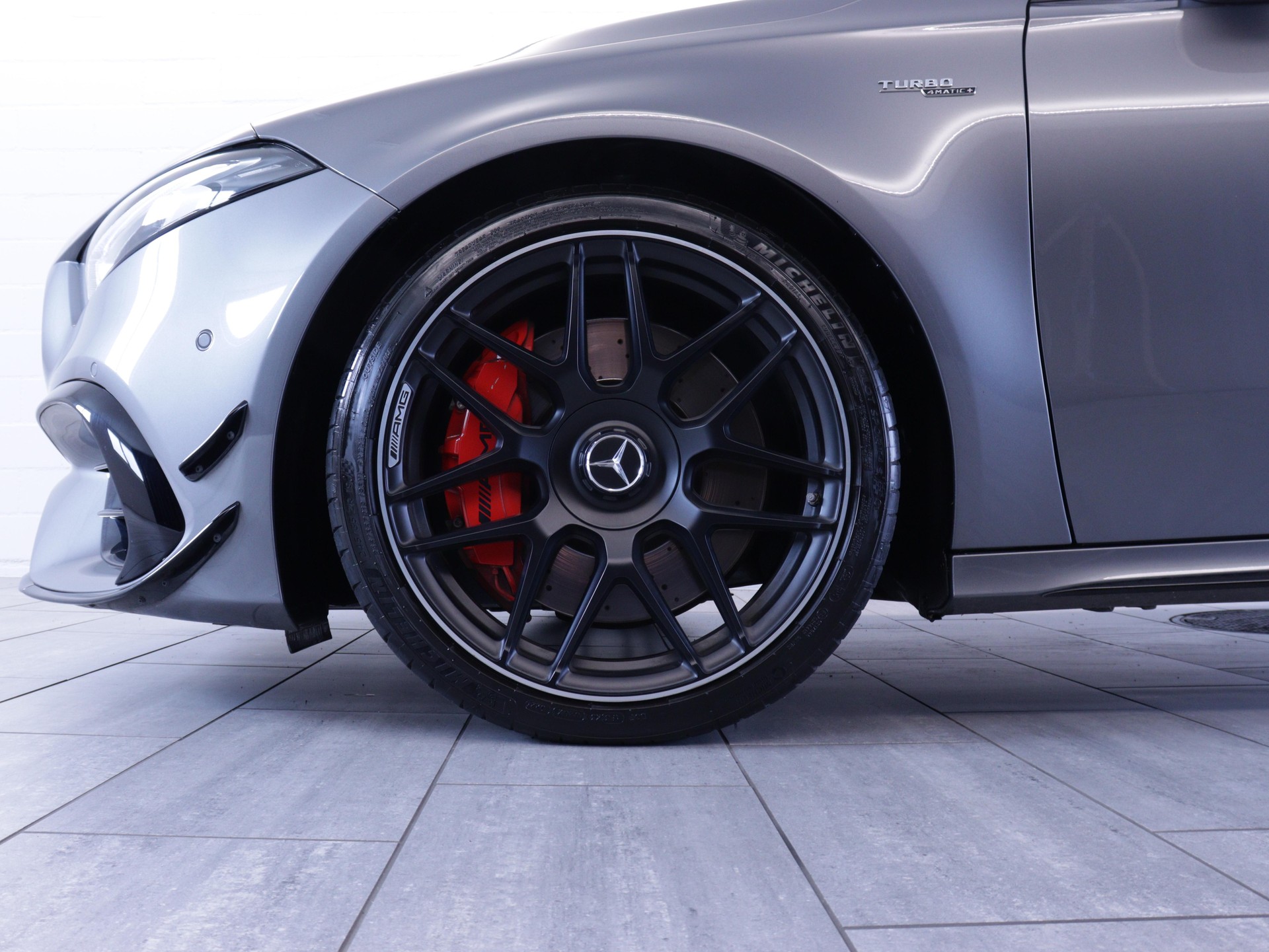 MERCEDES-BENZ A 45 S AMG 4matic+-image-12