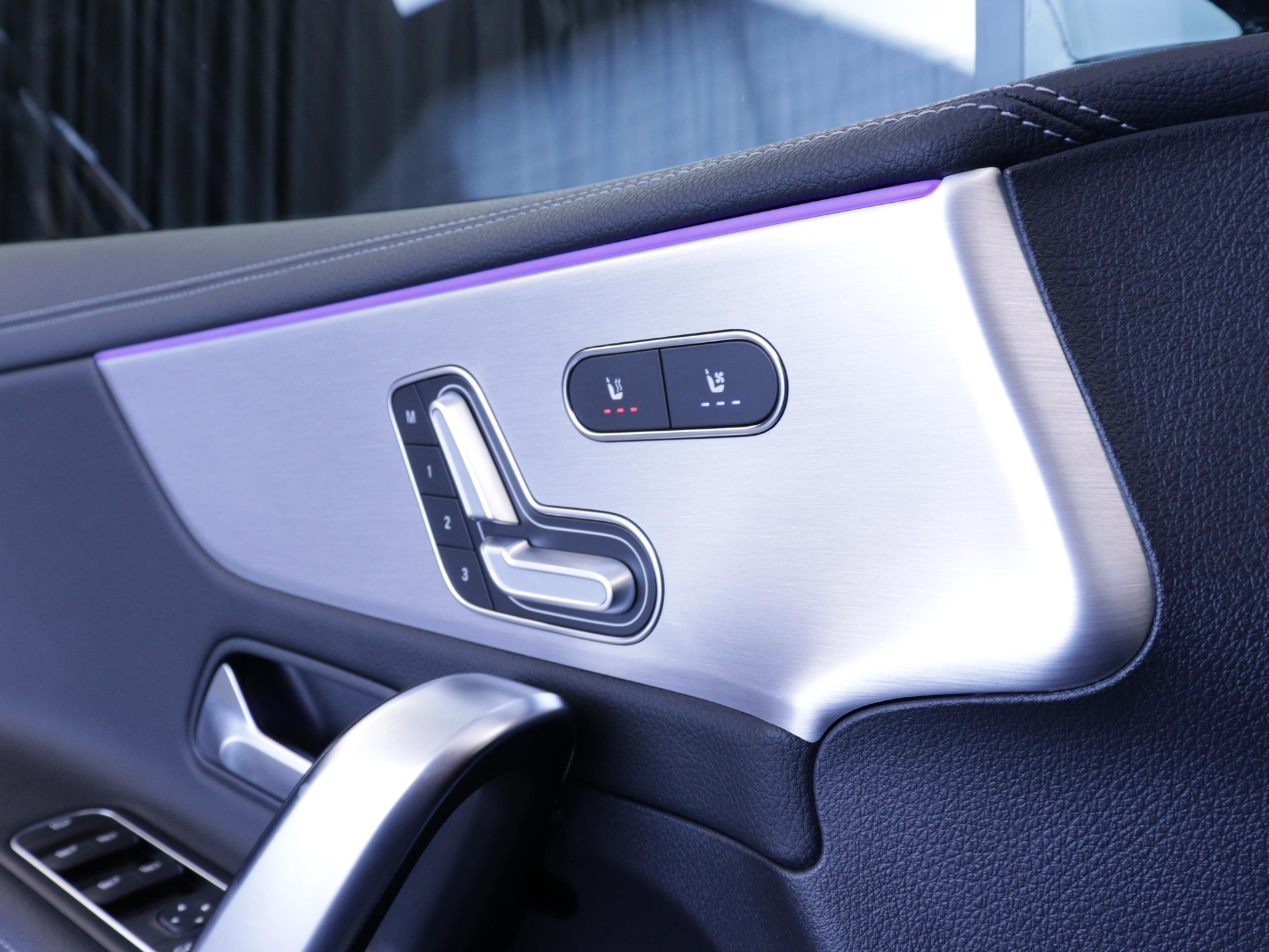 MERCEDES-BENZ A 45 S AMG 4matic+-image-9
