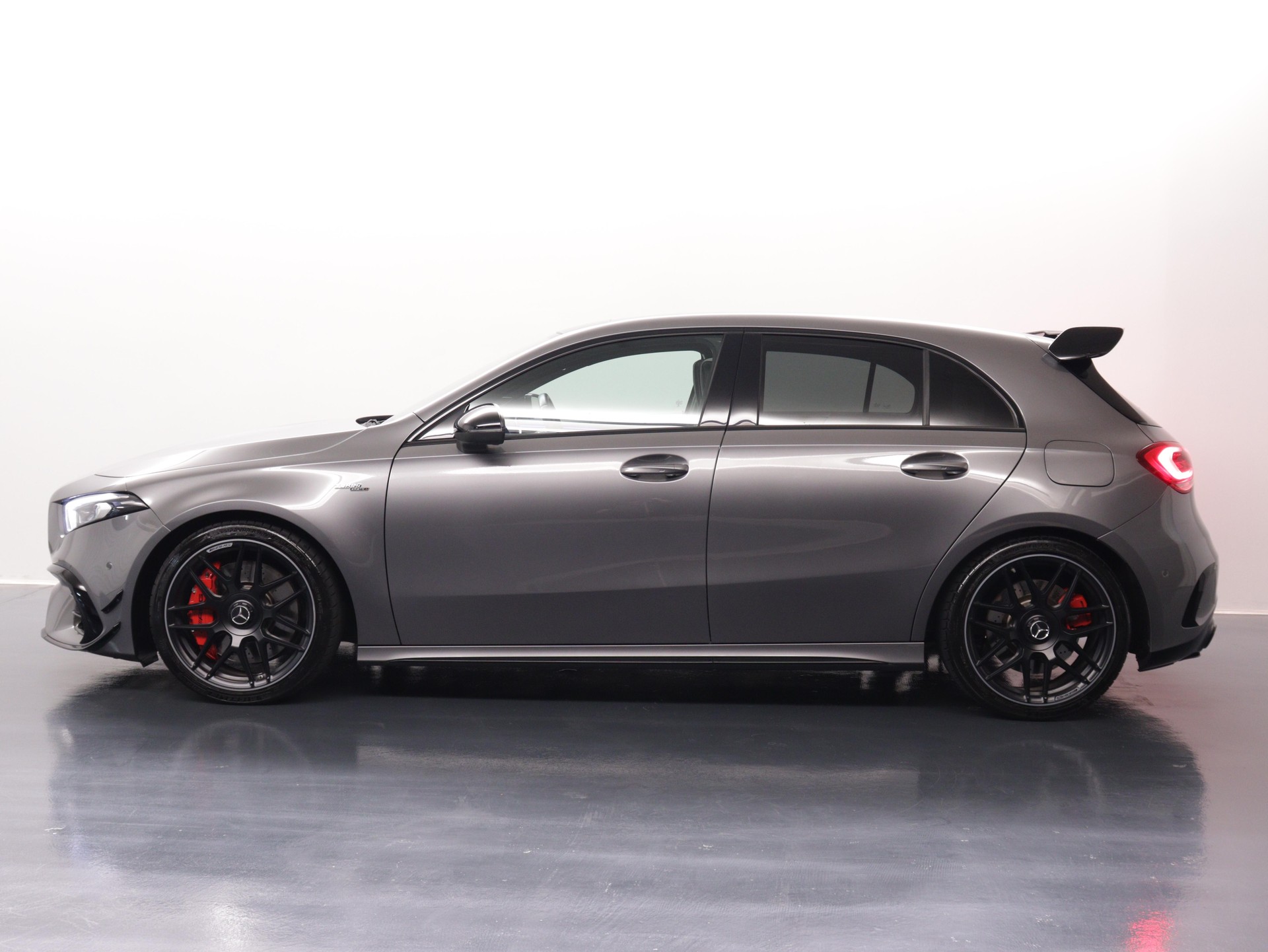 MERCEDES-BENZ A 45 S AMG 4matic+-image-2