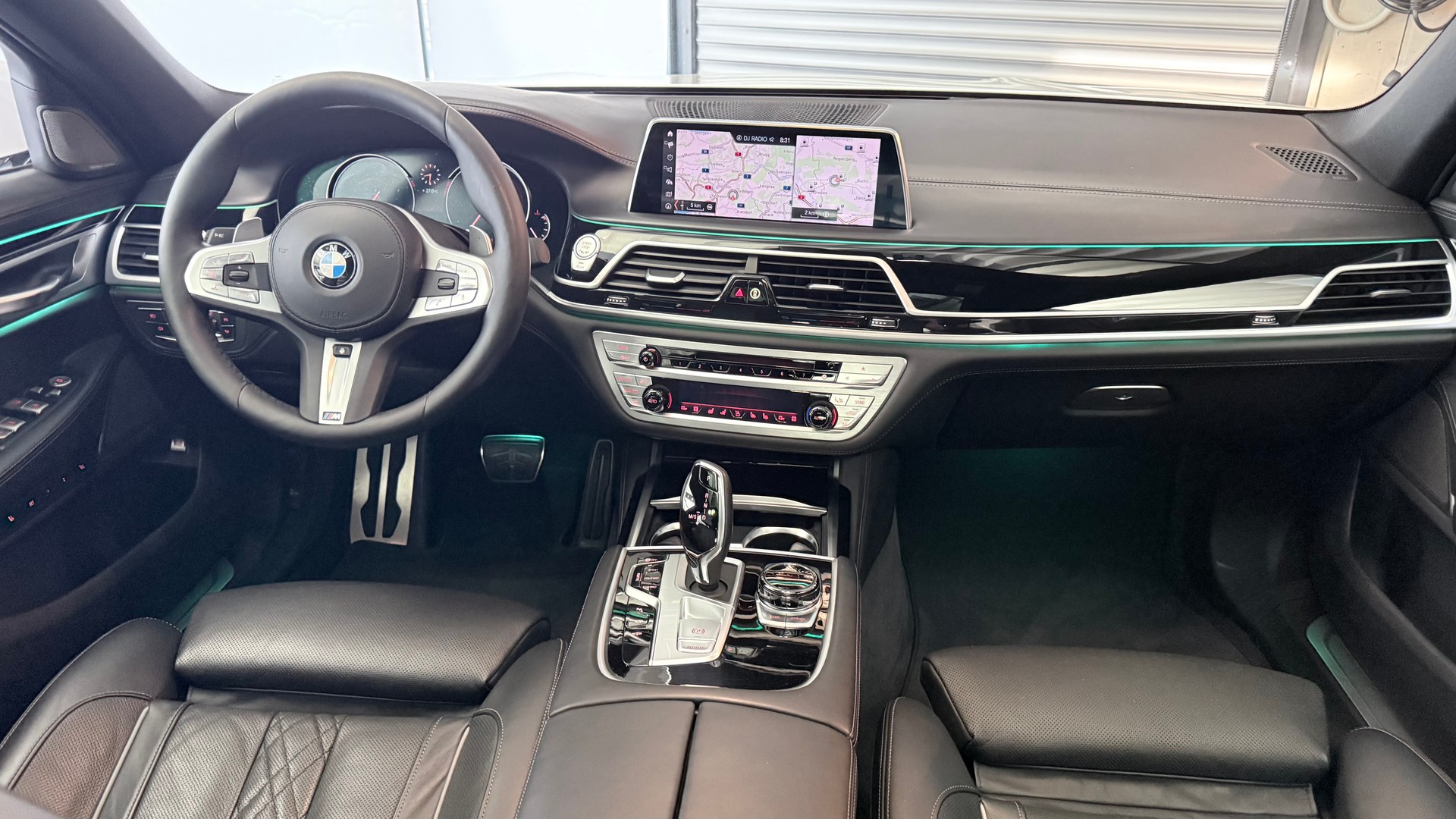 BMW 740d xDrive SAG-image-24