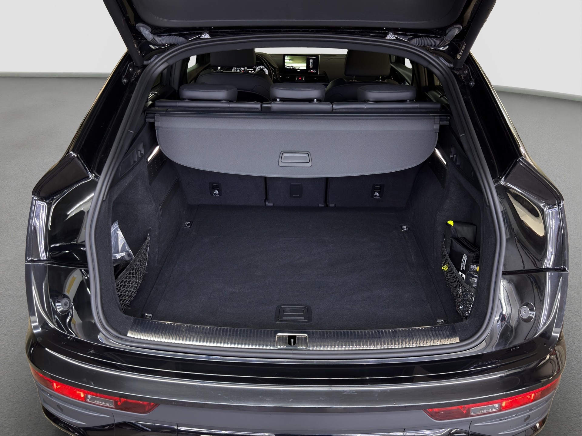 AUDI Q5 Sportback 40 TDI advanced quattro S-tronic-image-34
