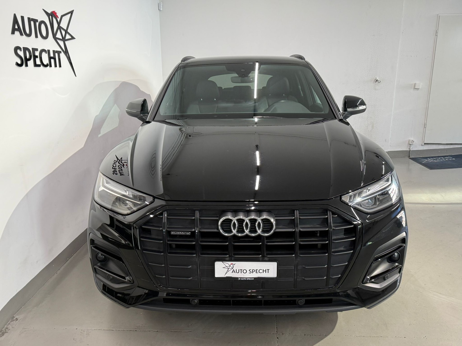 AUDI Q5 Sportback 40 TDI advanced quattro S-tronic-image-2
