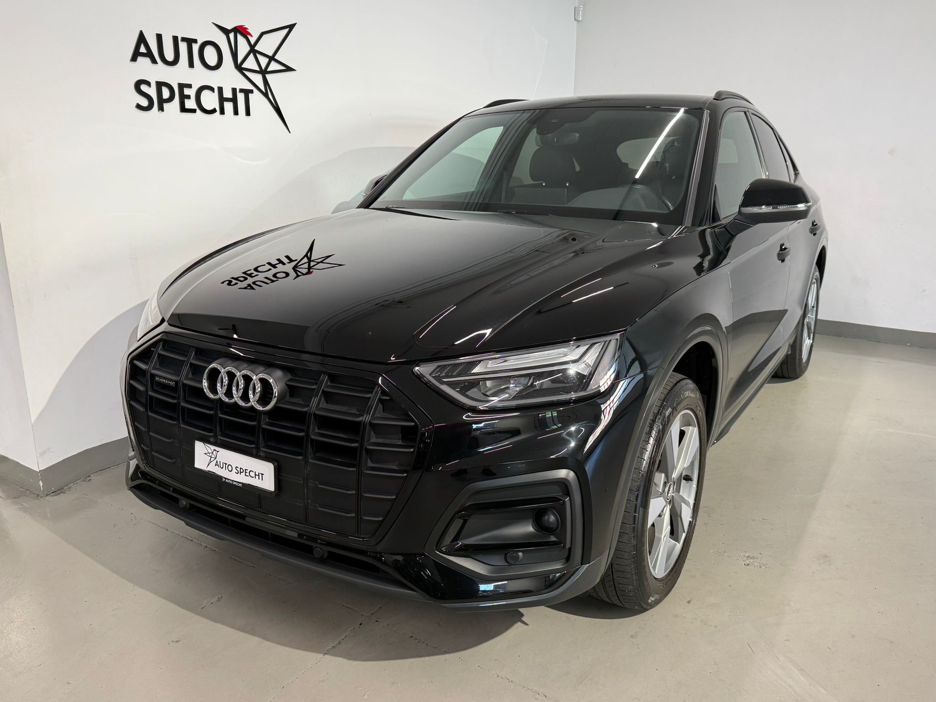 AUDI Q5 Sportback 40 TDI advanced quattro S-tronic-image-0