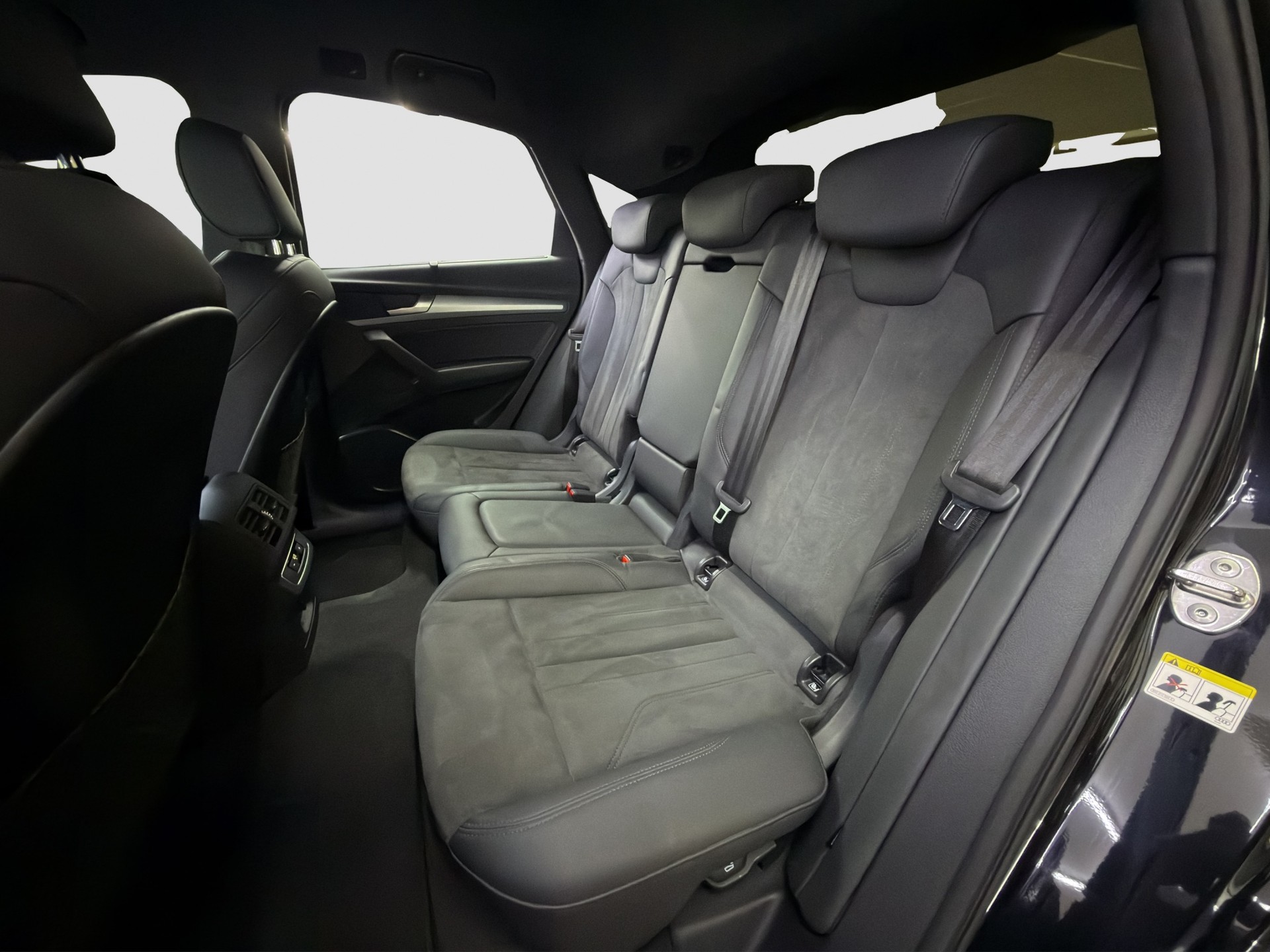 AUDI Q5 Sportback 40 TDI advanced quattro S-tronic-image-13