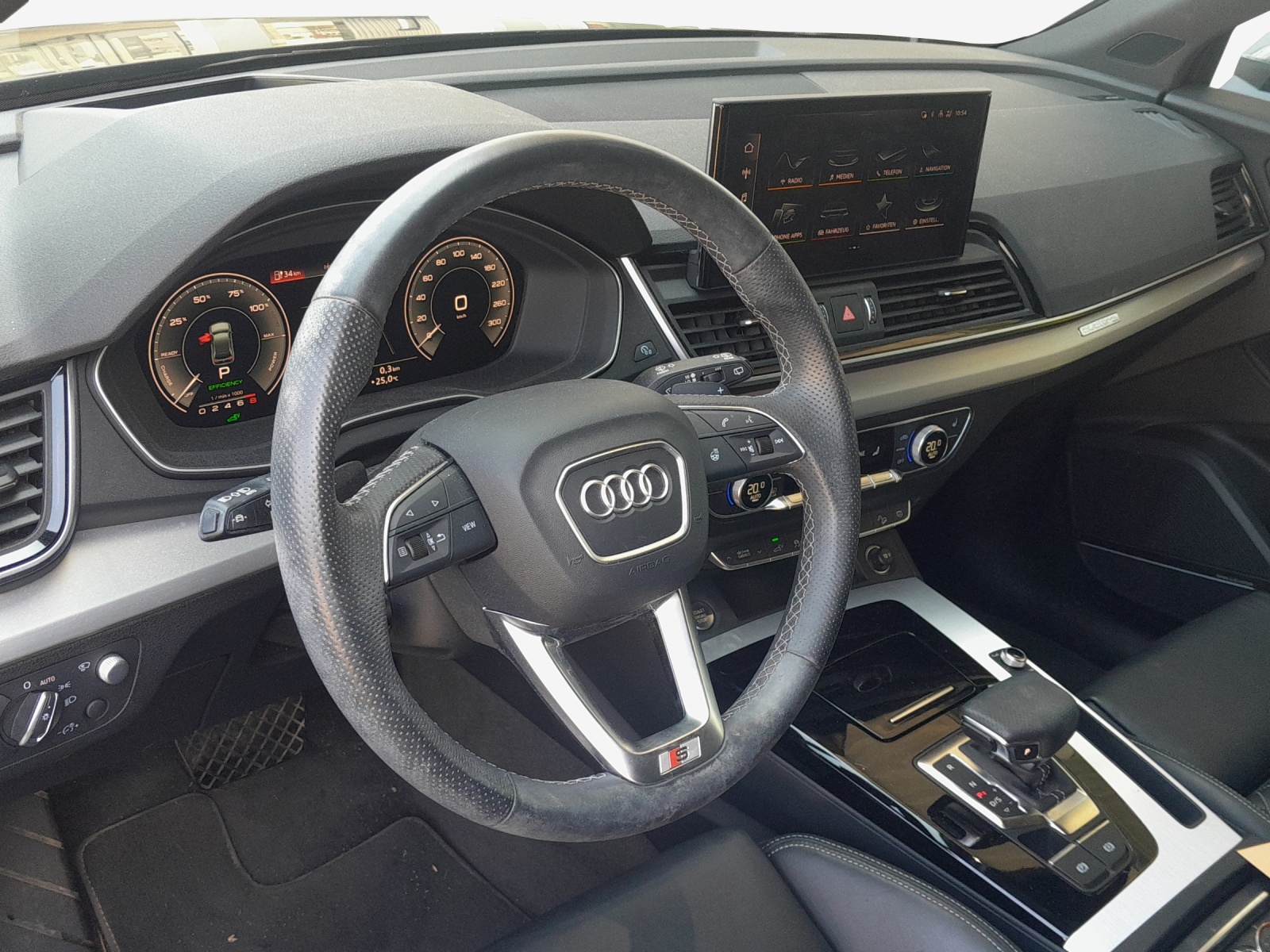 AUDI Q5 Sportback 50 TFSI e PHEV S line quattro S-tronic-image-7