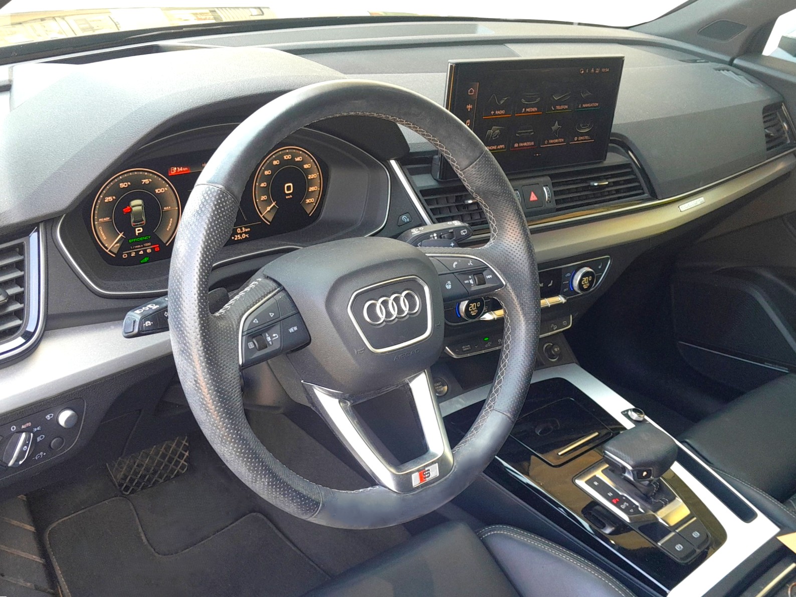AUDI Q5 Sportback 50 TFSI e PHEV S line quattro S-tronic-image-7
