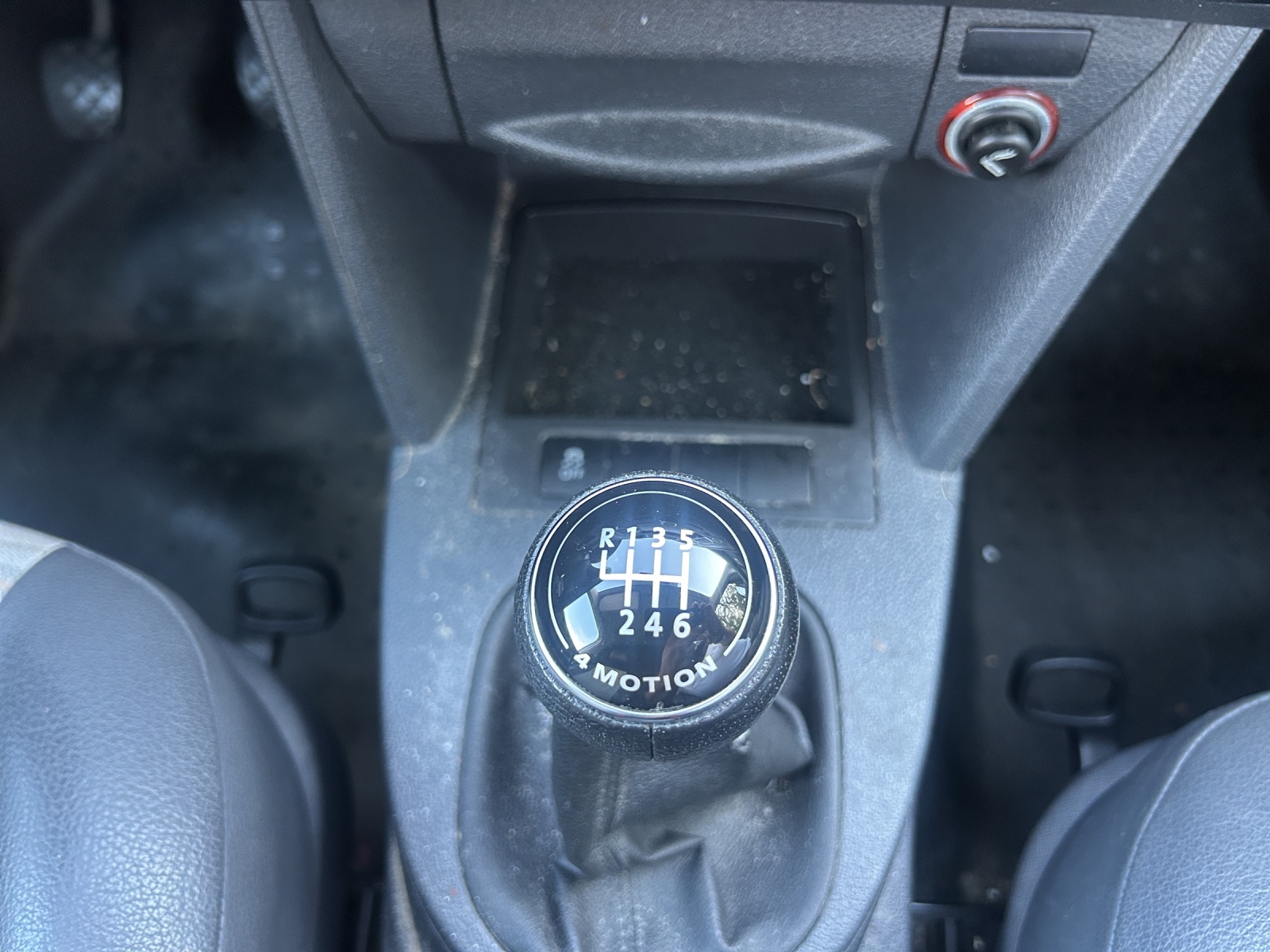 VW Caddy 2.0 TDI 4Motion-image-15