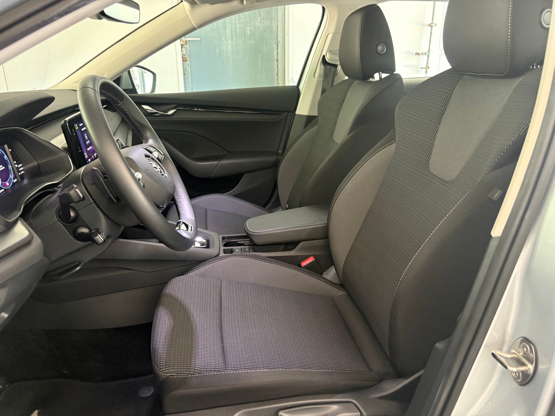 SKODA Octavia Combi 2.0 TDI DSG Ambition 4x4-image-10