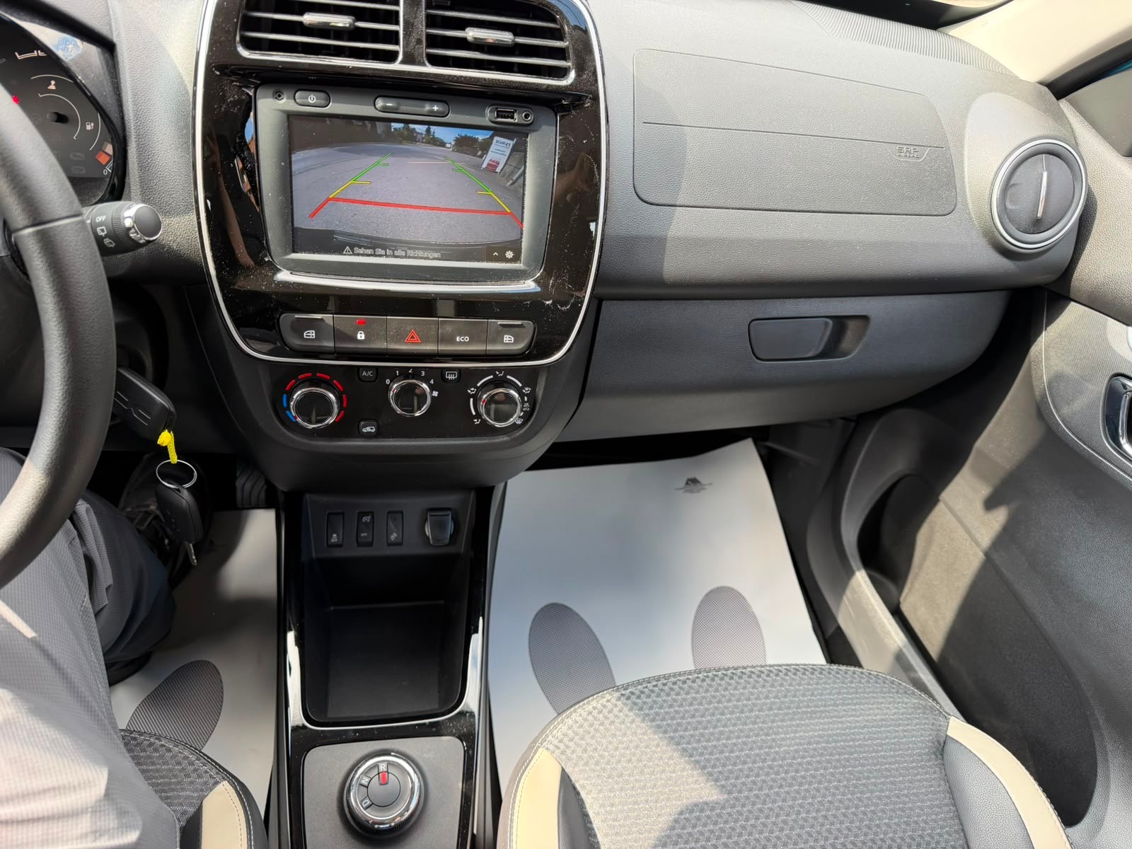 DACIA Spring 27 kWh Expression-image-10