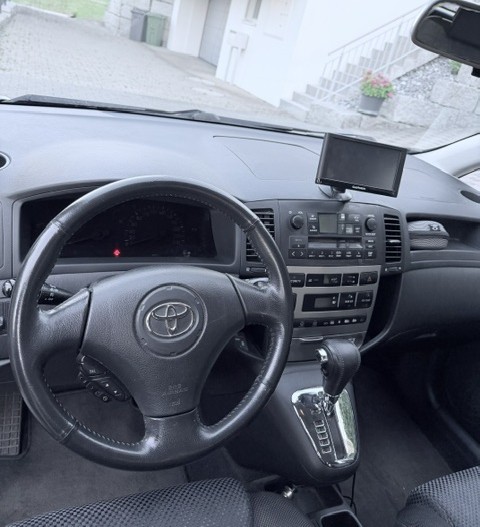 TOYOTA 1.8 VVT-i Linea Sol Family-image-4