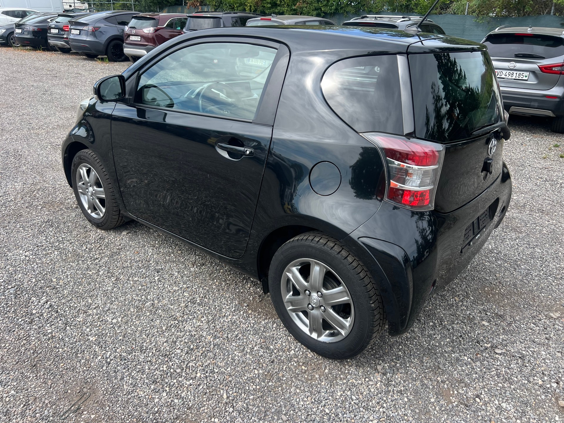 TOYOTA iQ2 1.0 VVT-i Multidrive-image-3
