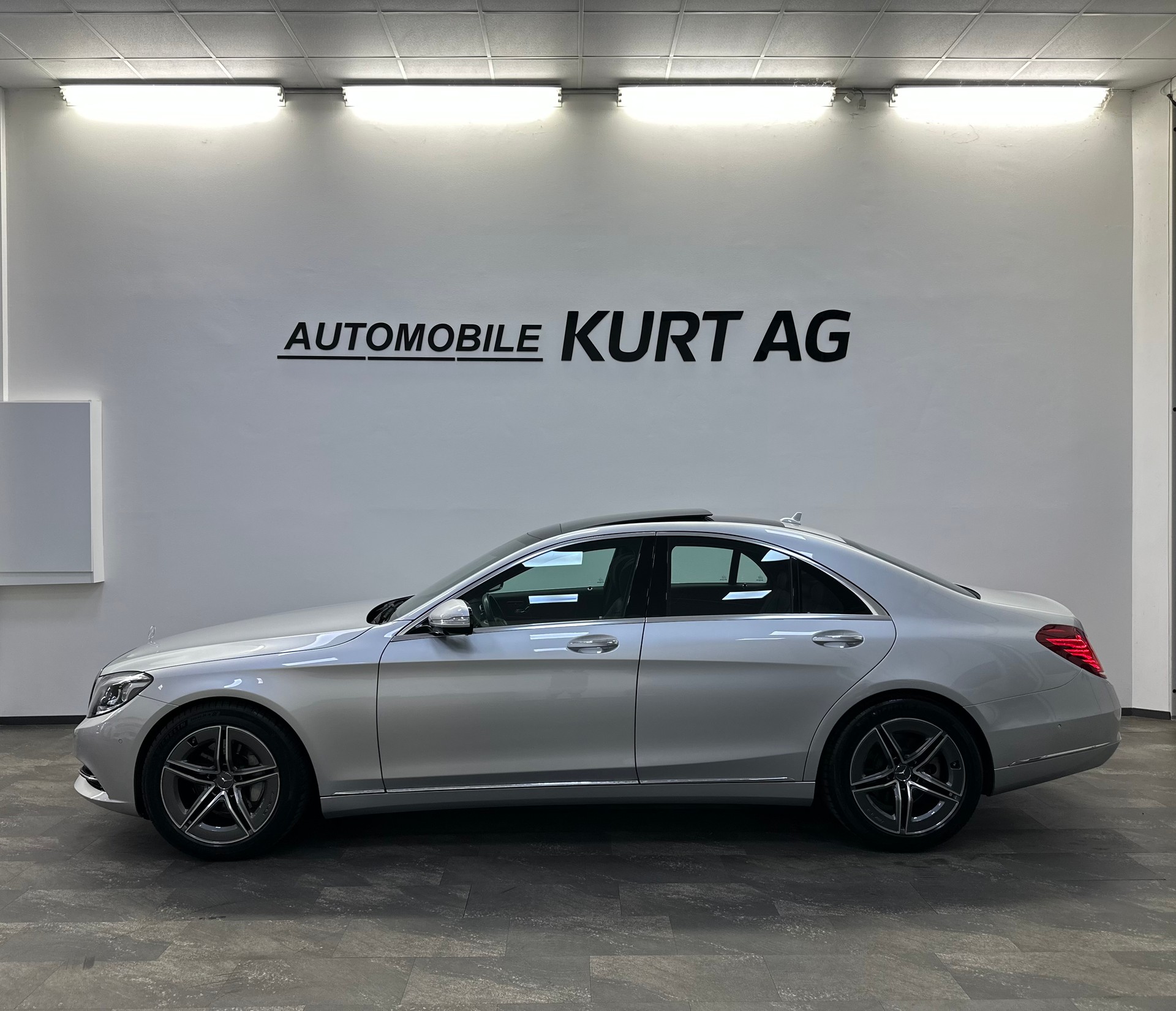 MERCEDES-BENZ S 350 BlueTEC 4Matic 7G-Tronic-image-2