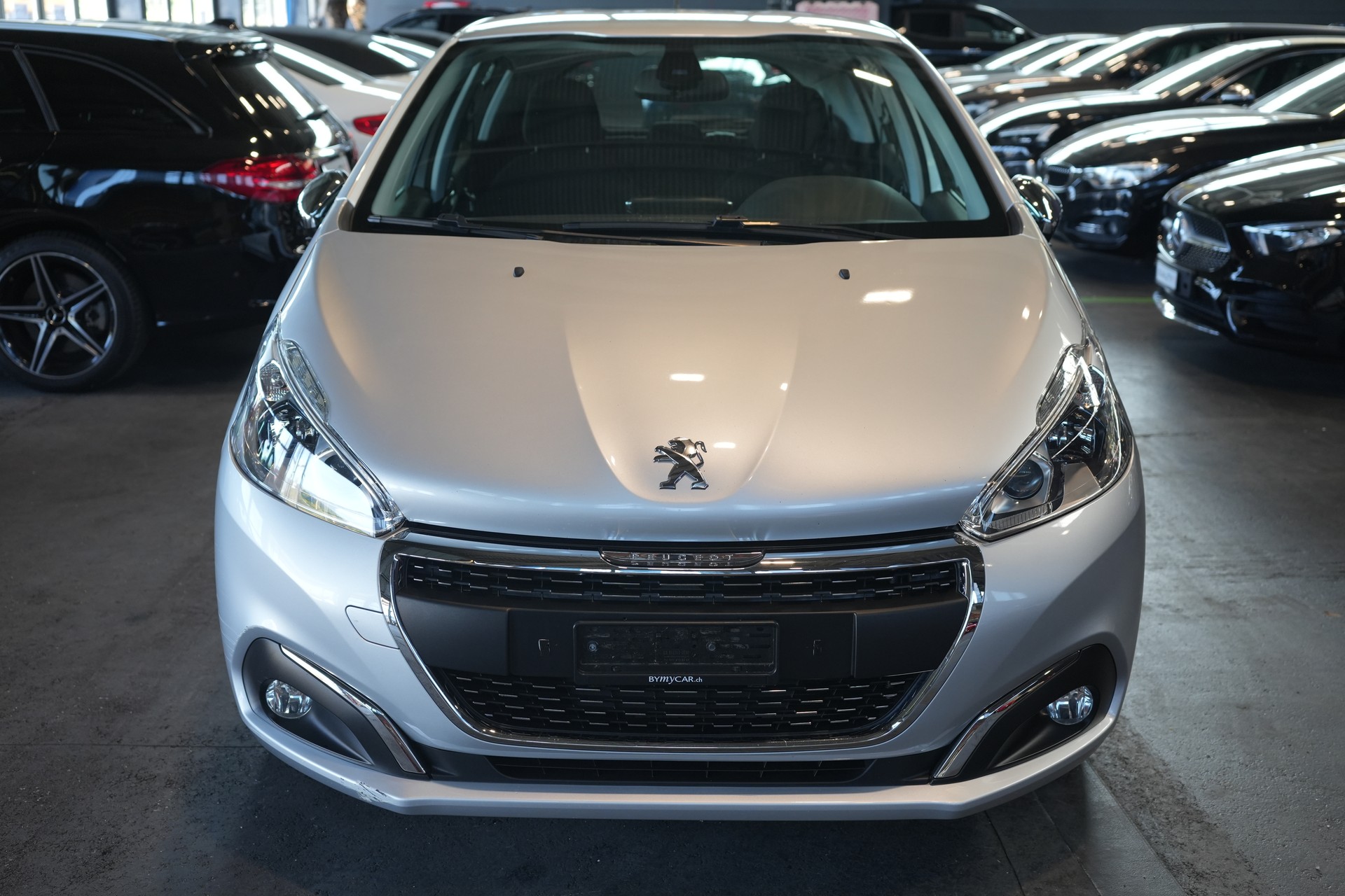 PEUGEOT 208 1.2 PureTech Active-image-5