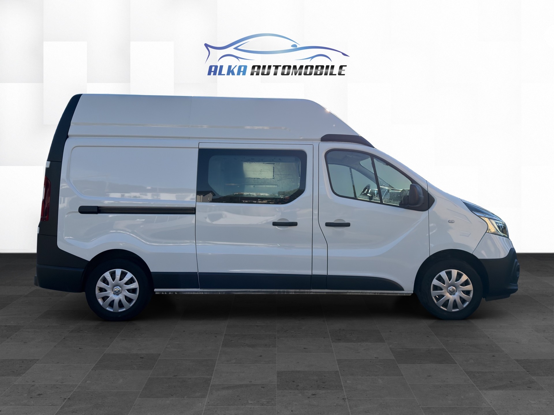 RENAULT Trafic 2.0 ENERGY dCi145 3.0t Business L2H2-image-4