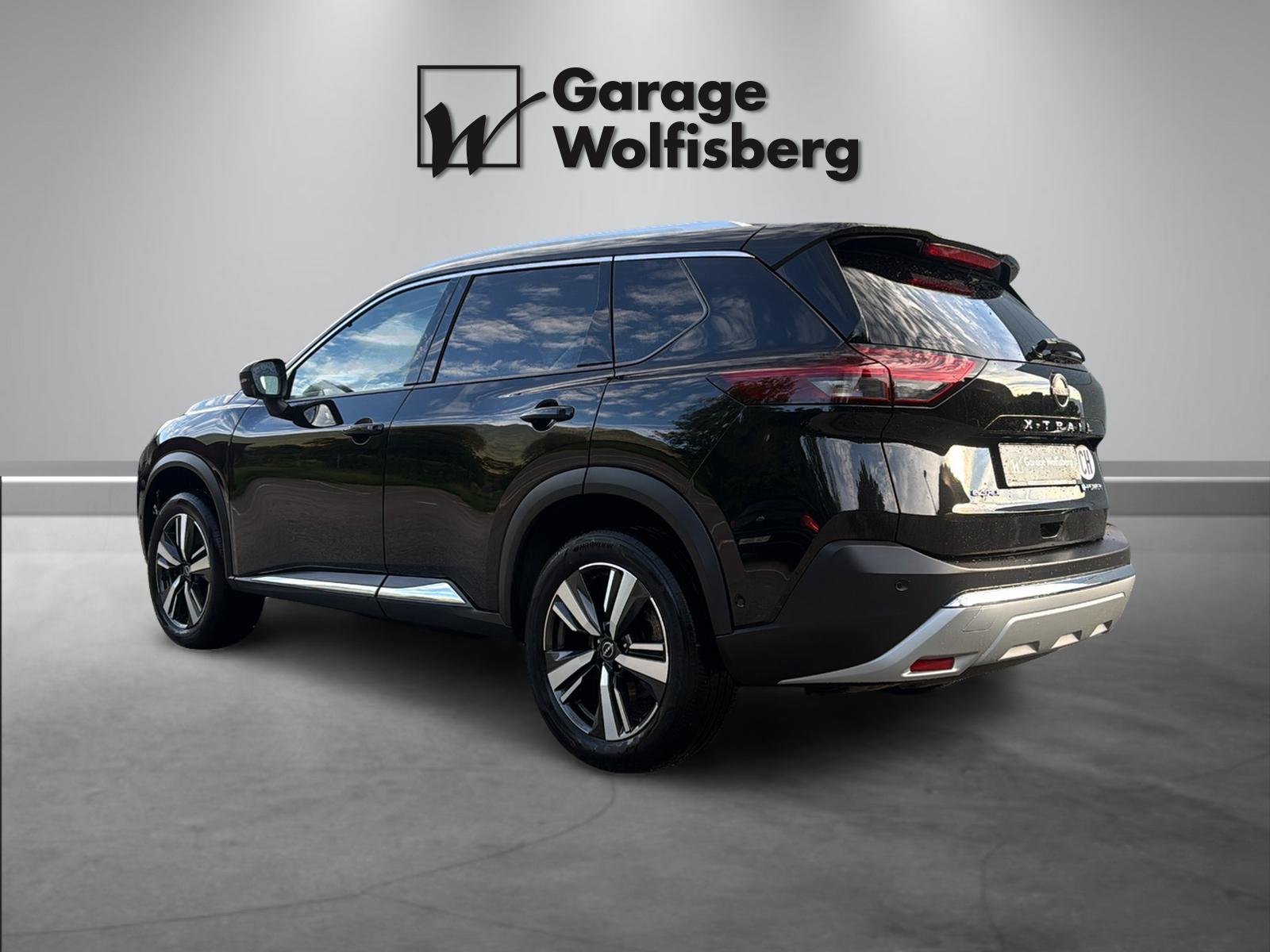 NISSAN X-Trail 1.5 VC-T Tekna+ e-4orce 7P-image-3
