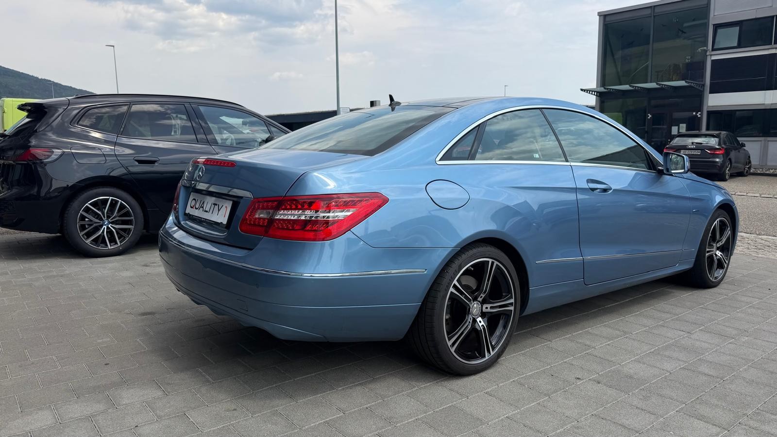 MERCEDES-BENZ E 250 CDI BlueEfficiency-image-16