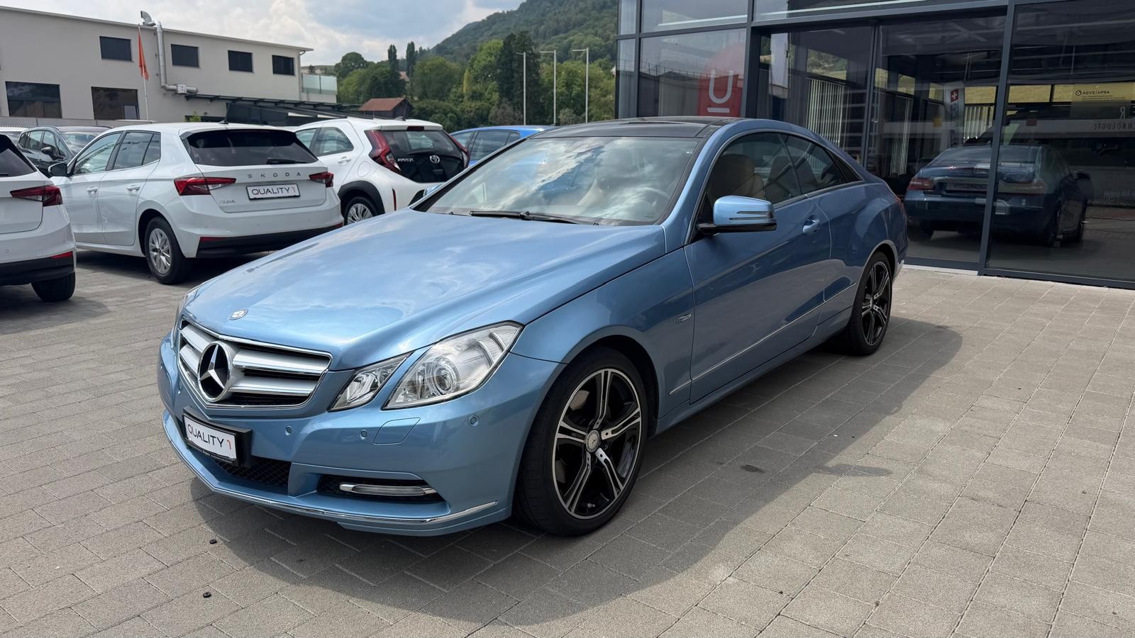 MERCEDES-BENZ E 250 CDI BlueEfficiency-image-2