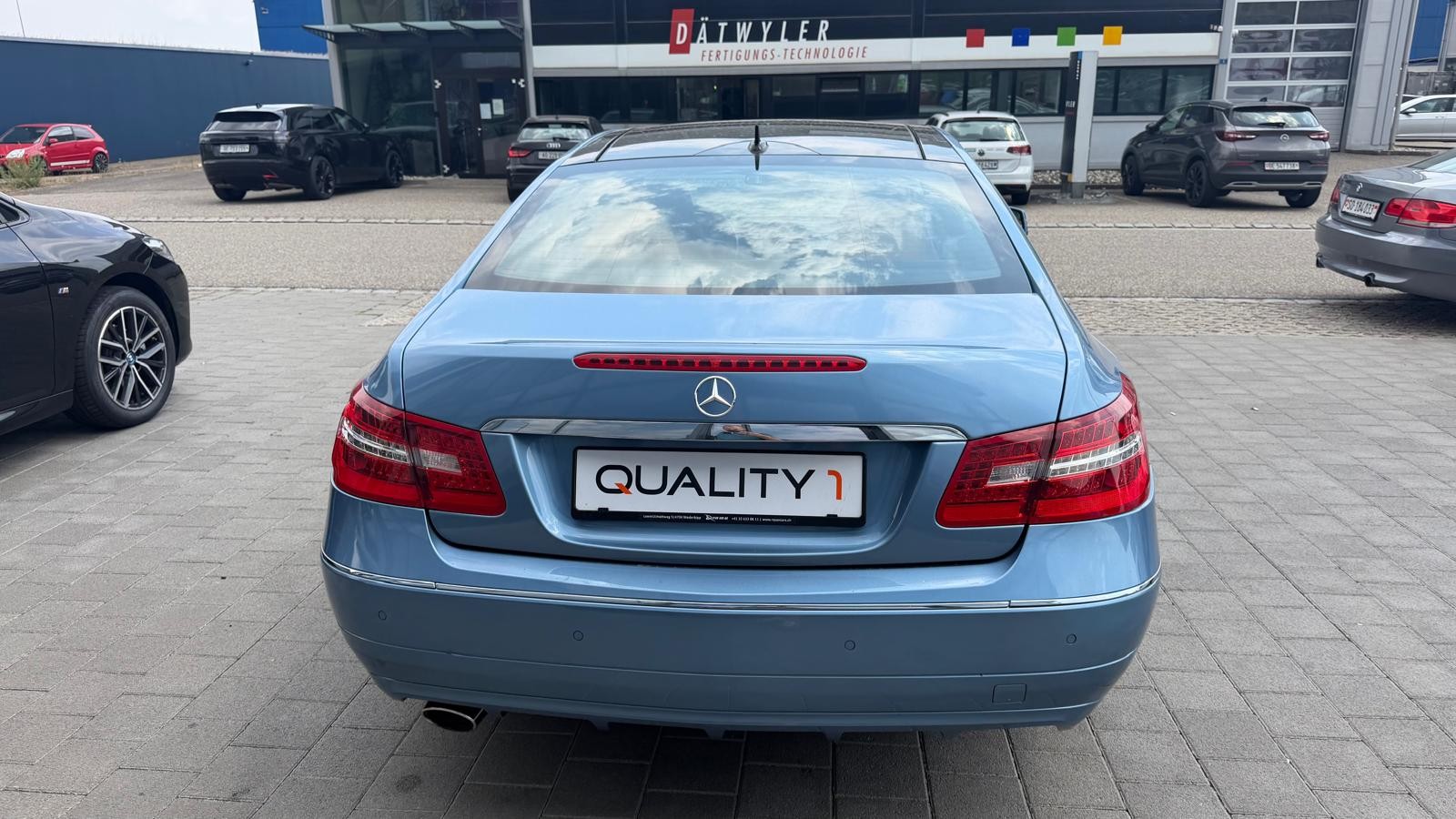 MERCEDES-BENZ E 250 CDI BlueEfficiency-image-18