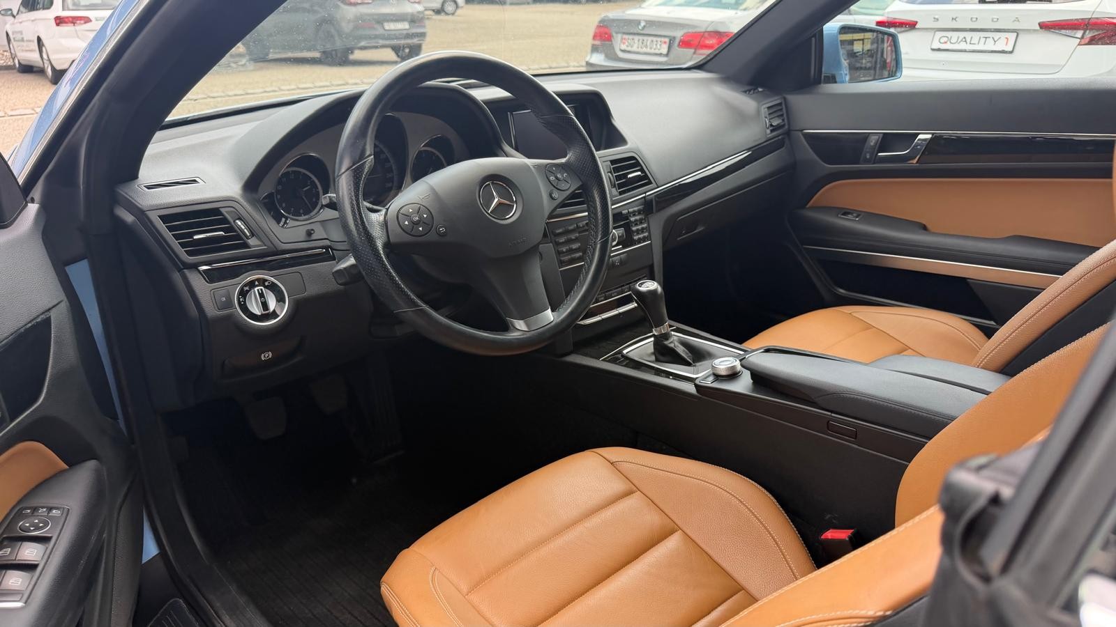 MERCEDES-BENZ E 250 CDI BlueEfficiency-image-26