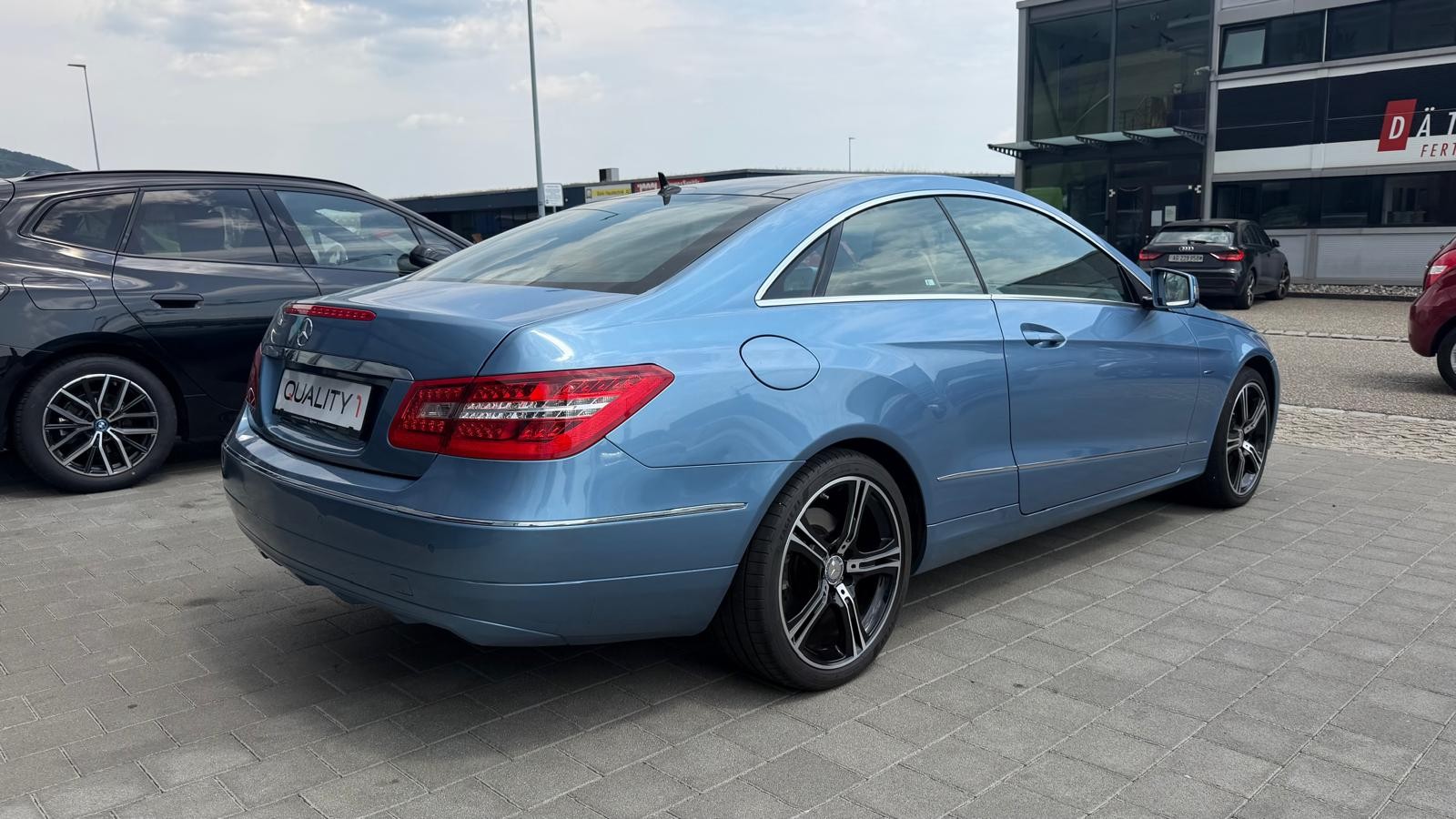 MERCEDES-BENZ E 250 CDI BlueEfficiency-image-12