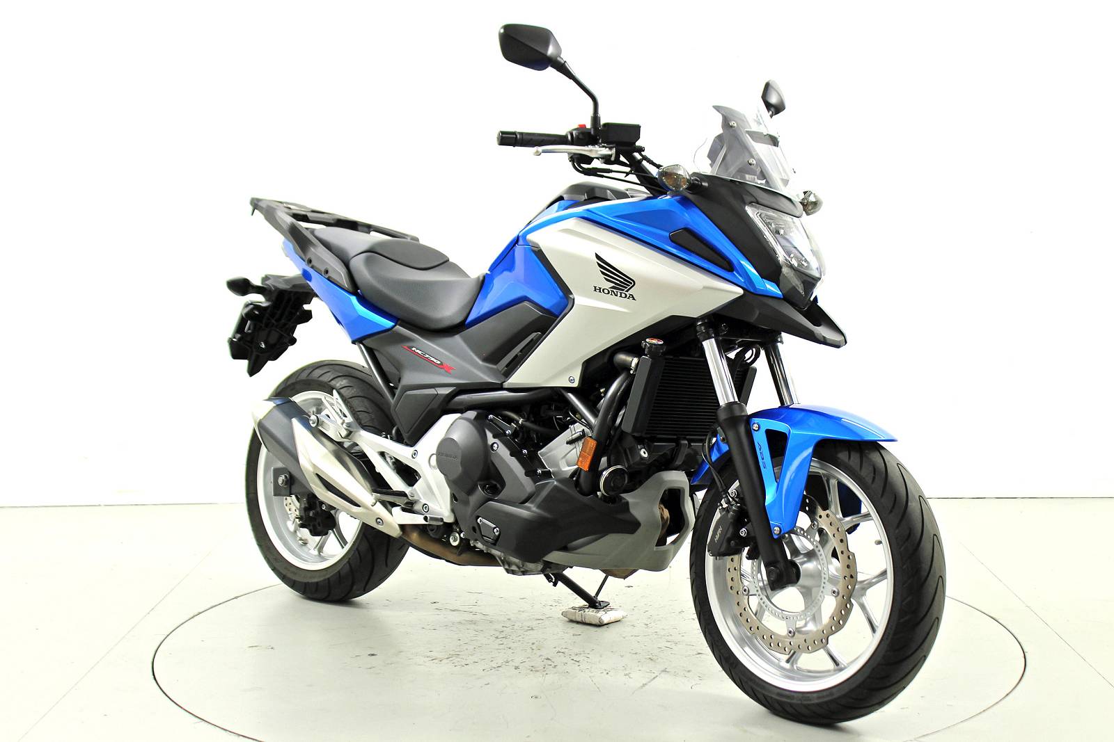 HONDA NC 750 XD ABS-showroom-element-1