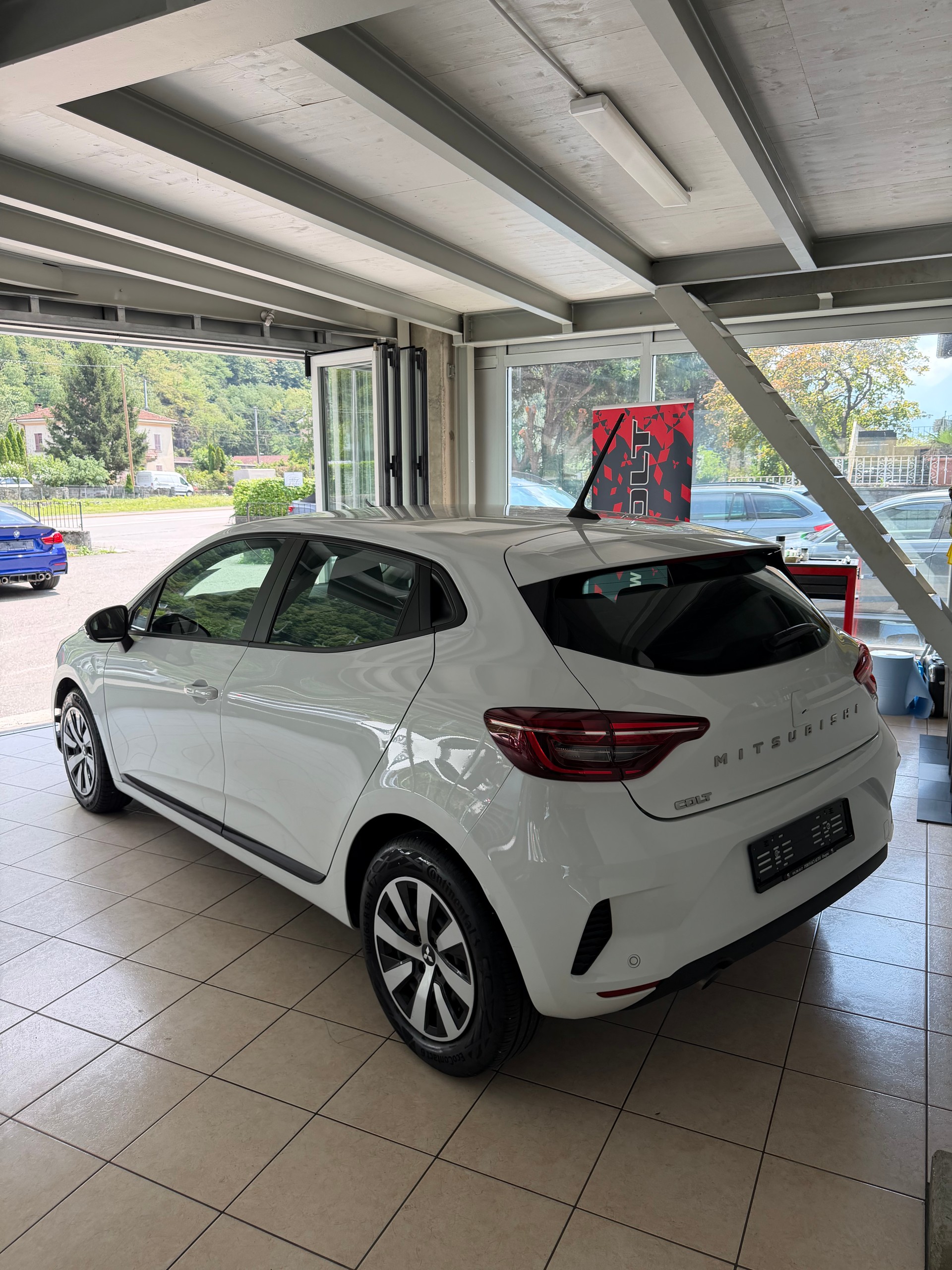MITSUBISHI COLT 1.0 Invite-image-3