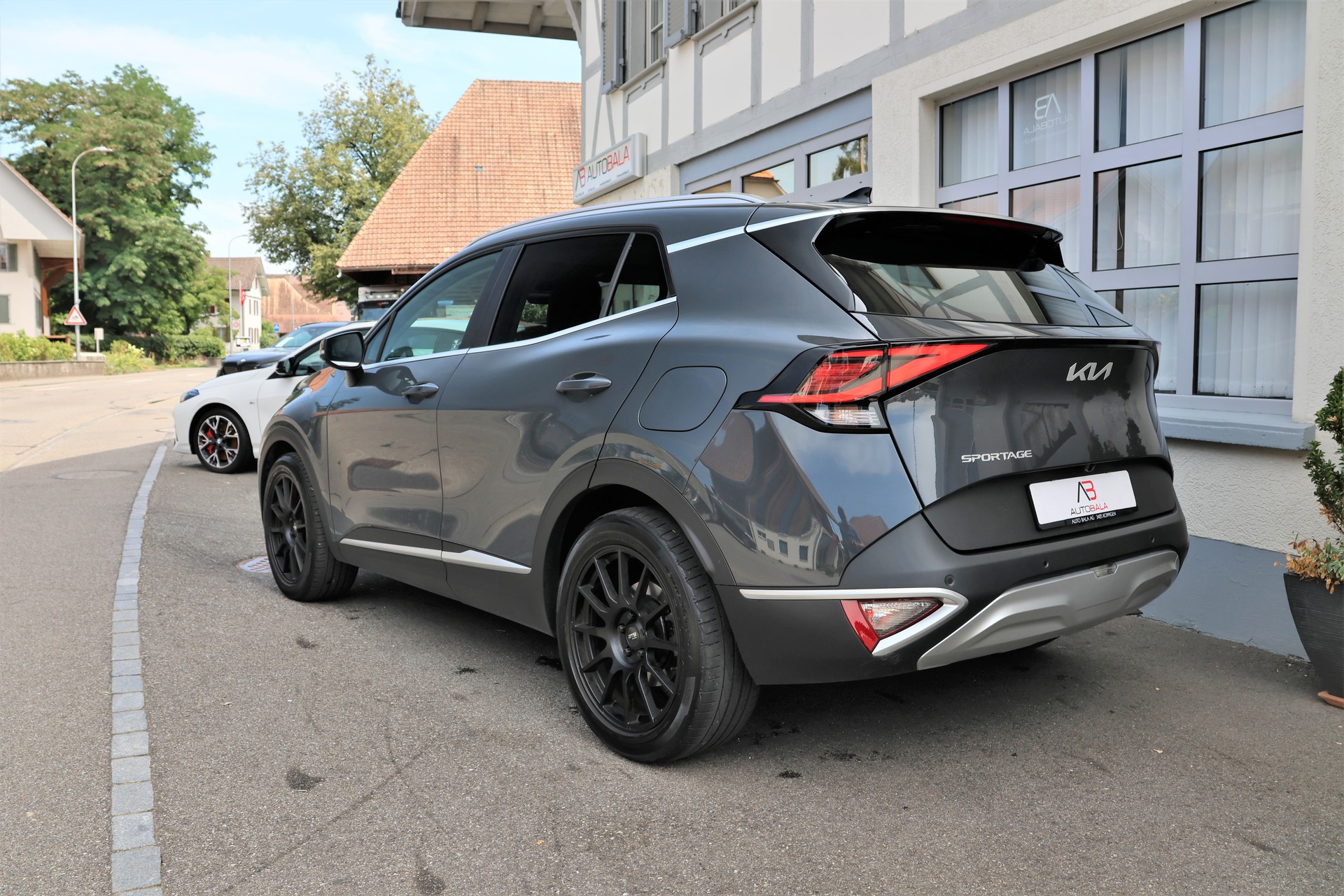 KIA Sportage 1.6T-GDi MHEV Power Edition 4x4 7DCT (CH) *7 Jahre Werksgarantie*-image-3