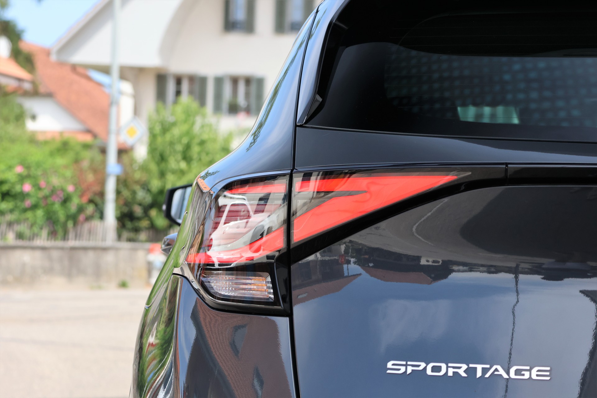 KIA Sportage 1.6T-GDi MHEV Power Edition 4x4 7DCT (CH) *7 Jahre Werksgarantie*-image-4