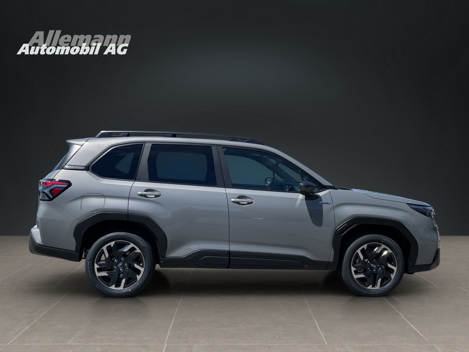 SUBARU Forester Station 2.0i e-Boxer Swiss Plus-image-5