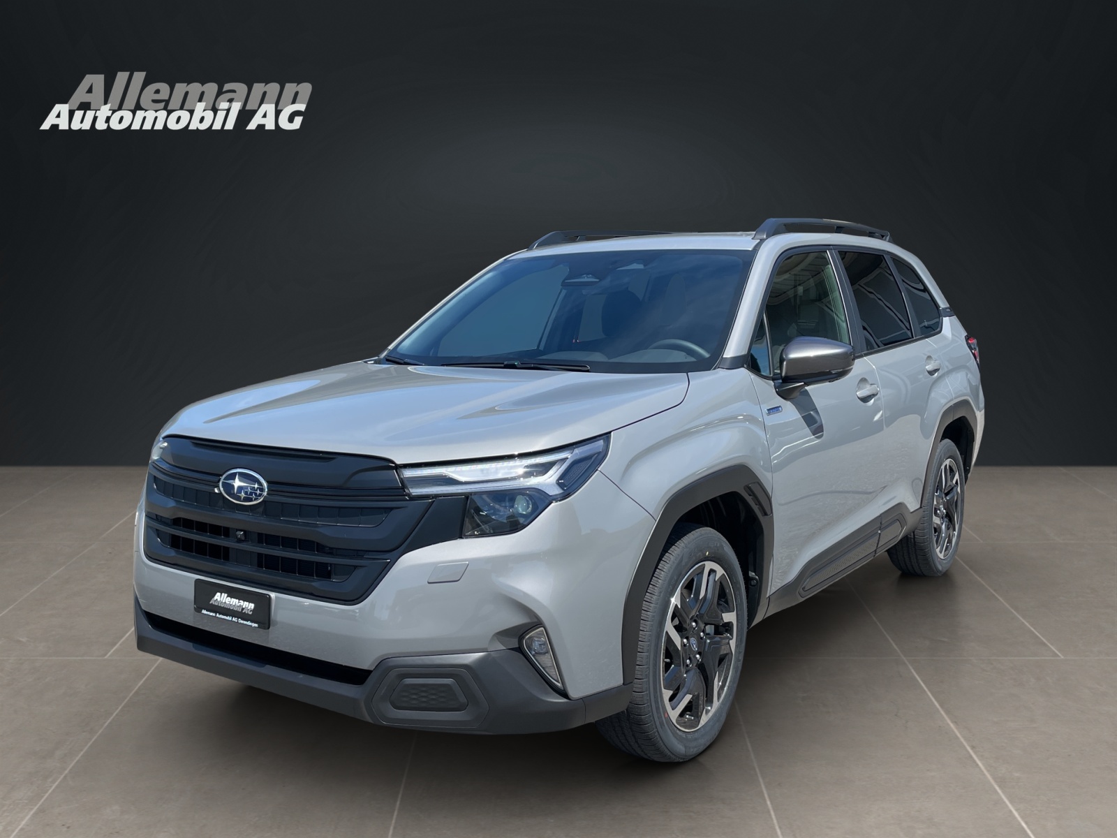 SUBARU Forester Station 2.0i e-Boxer Swiss Plus-image-0