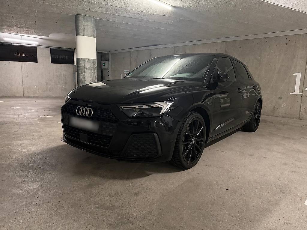 AUDI A1-image-0
